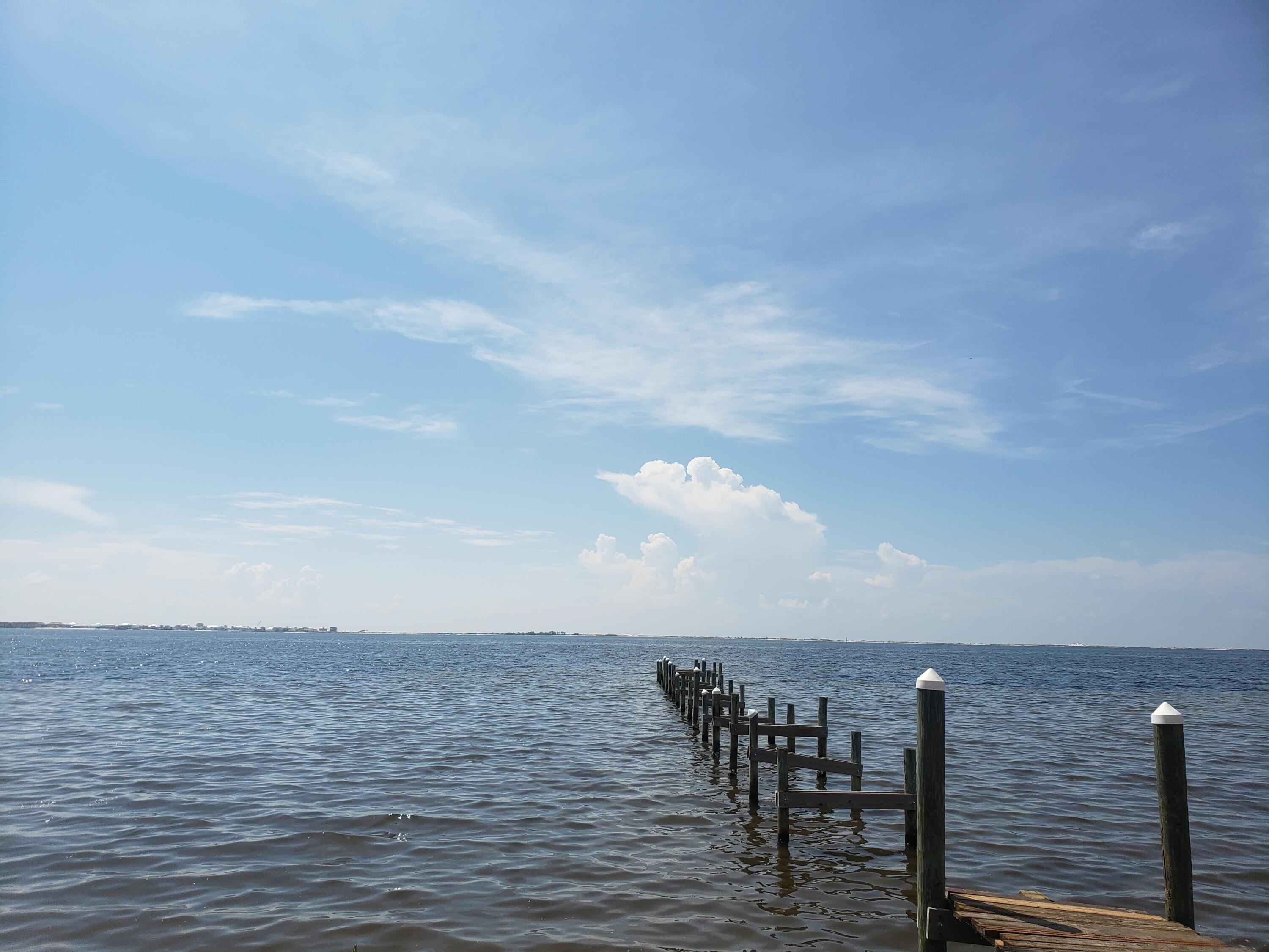 SOUND HAMMOCK - Residential Lease