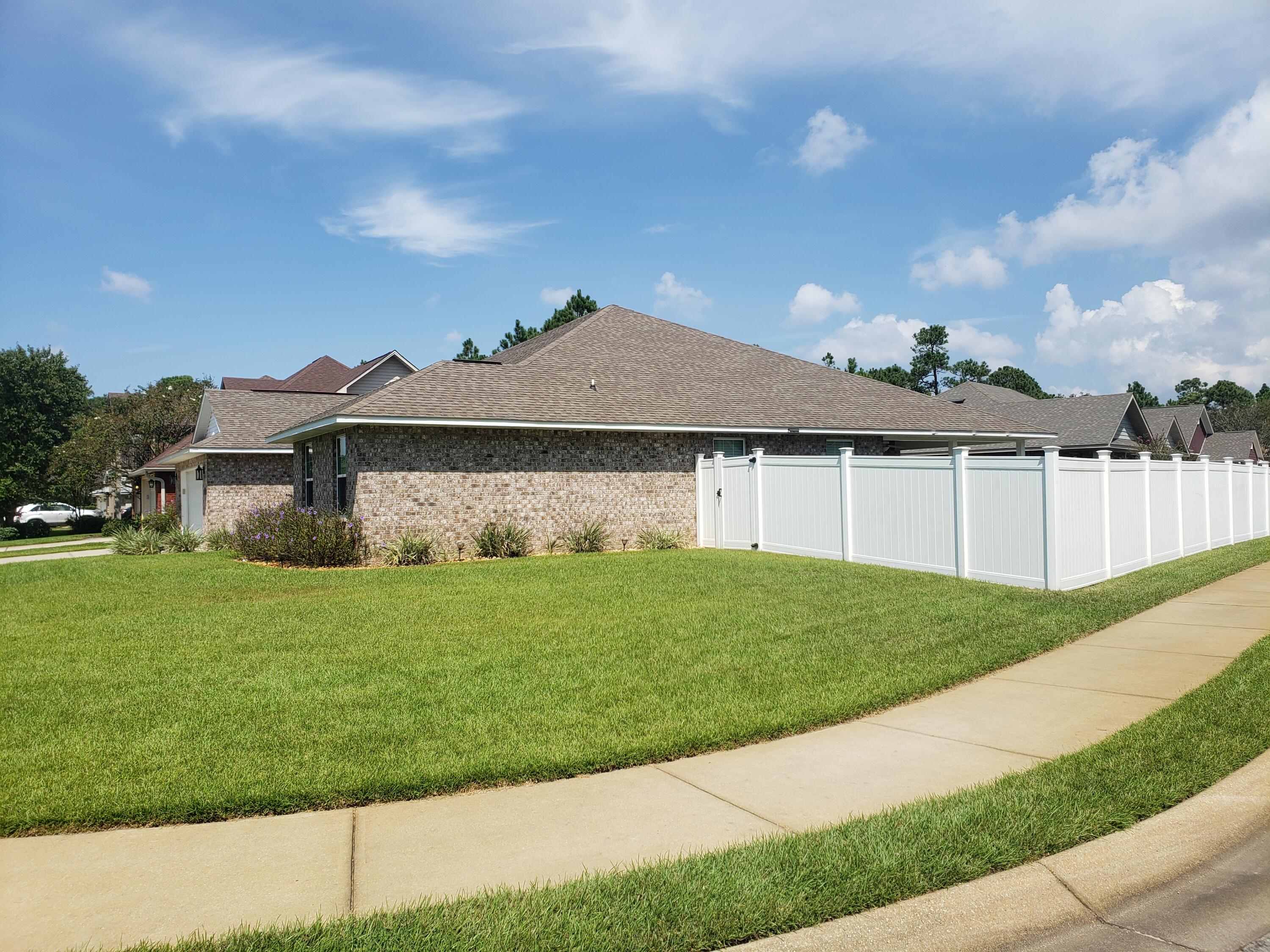 SOUND HAMMOCK - Residential Lease