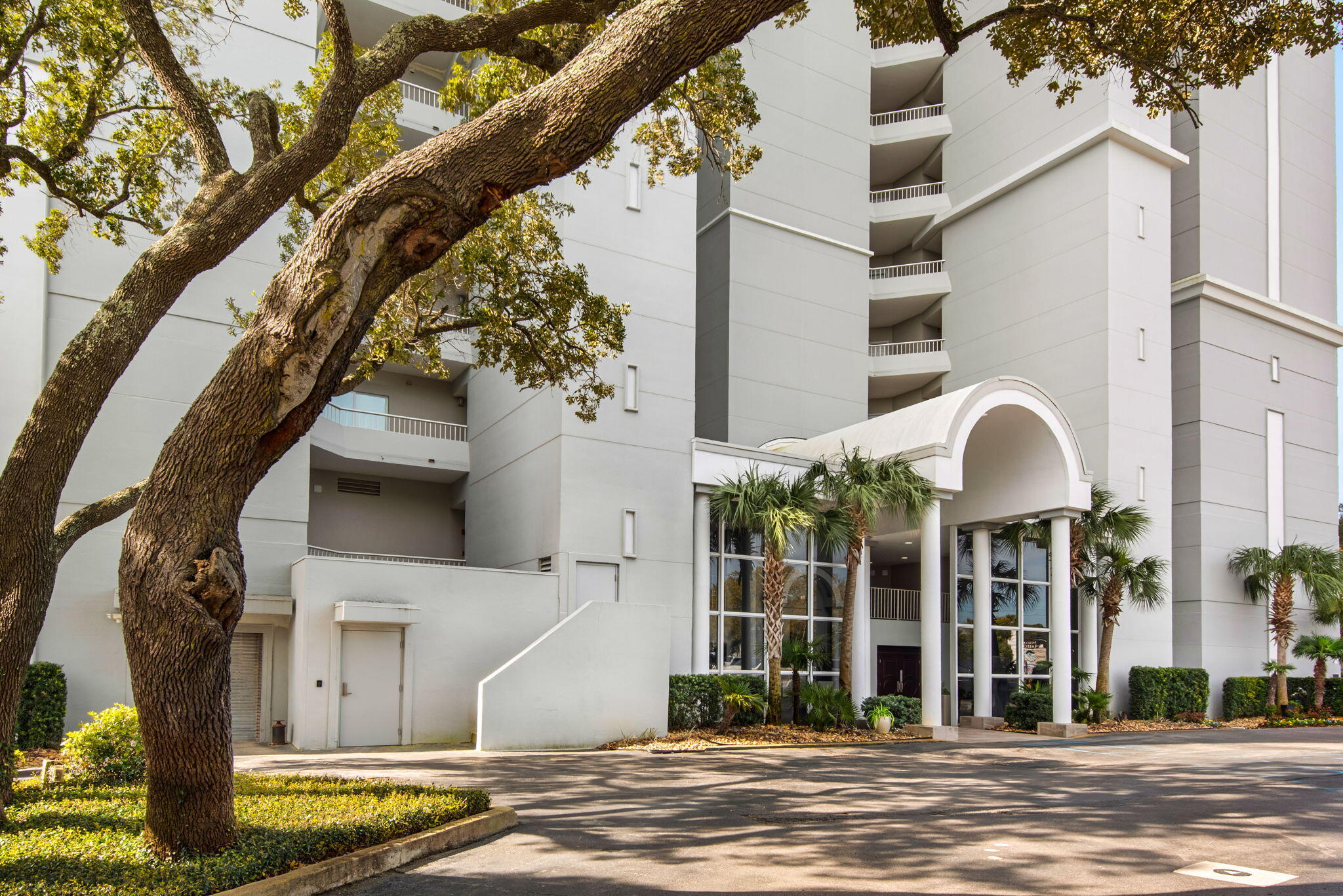 DESTIN YACHT CLUB - Residential