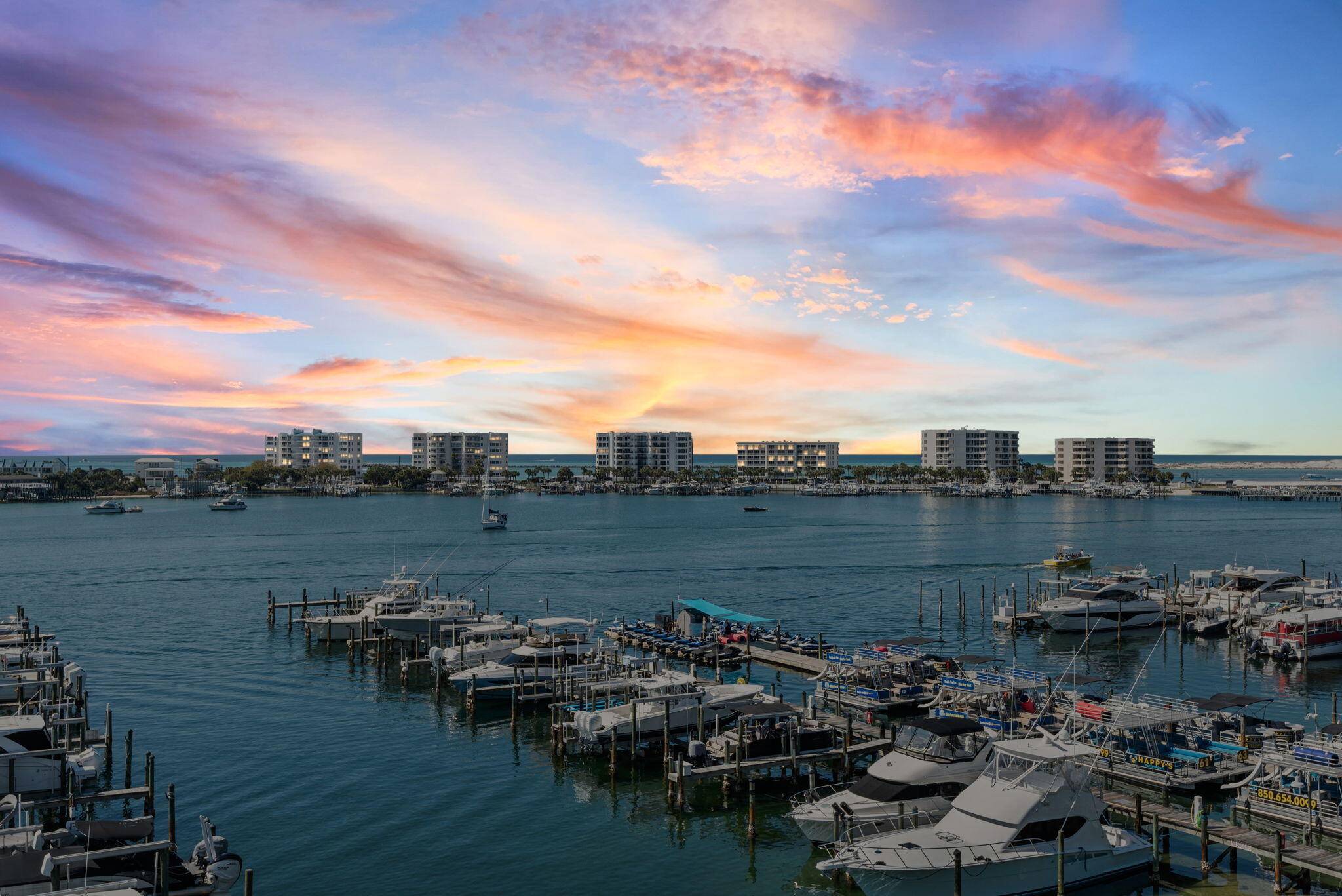 DESTIN YACHT CLUB - Residential