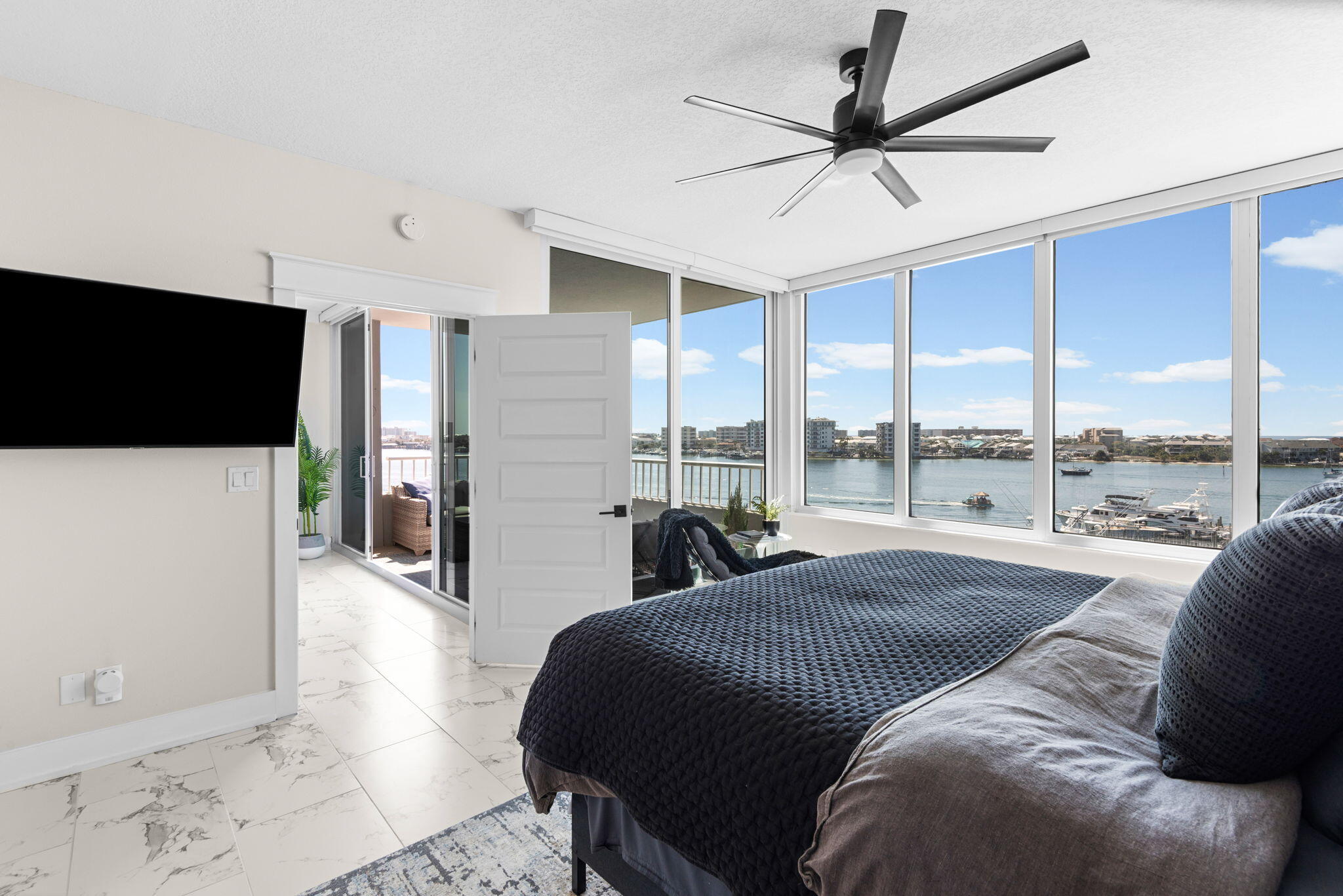 DESTIN YACHT CLUB - Residential