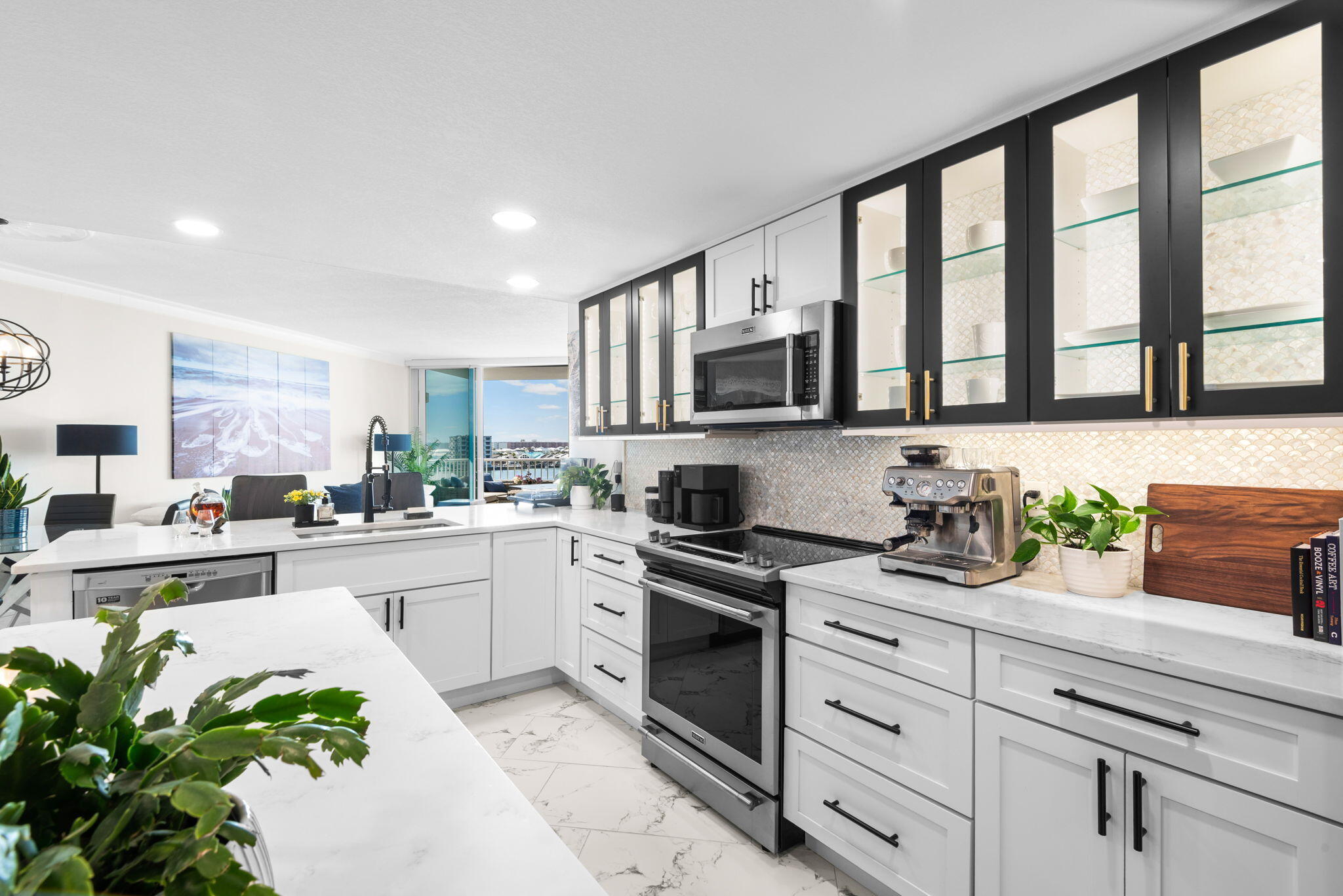 DESTIN YACHT CLUB - Residential