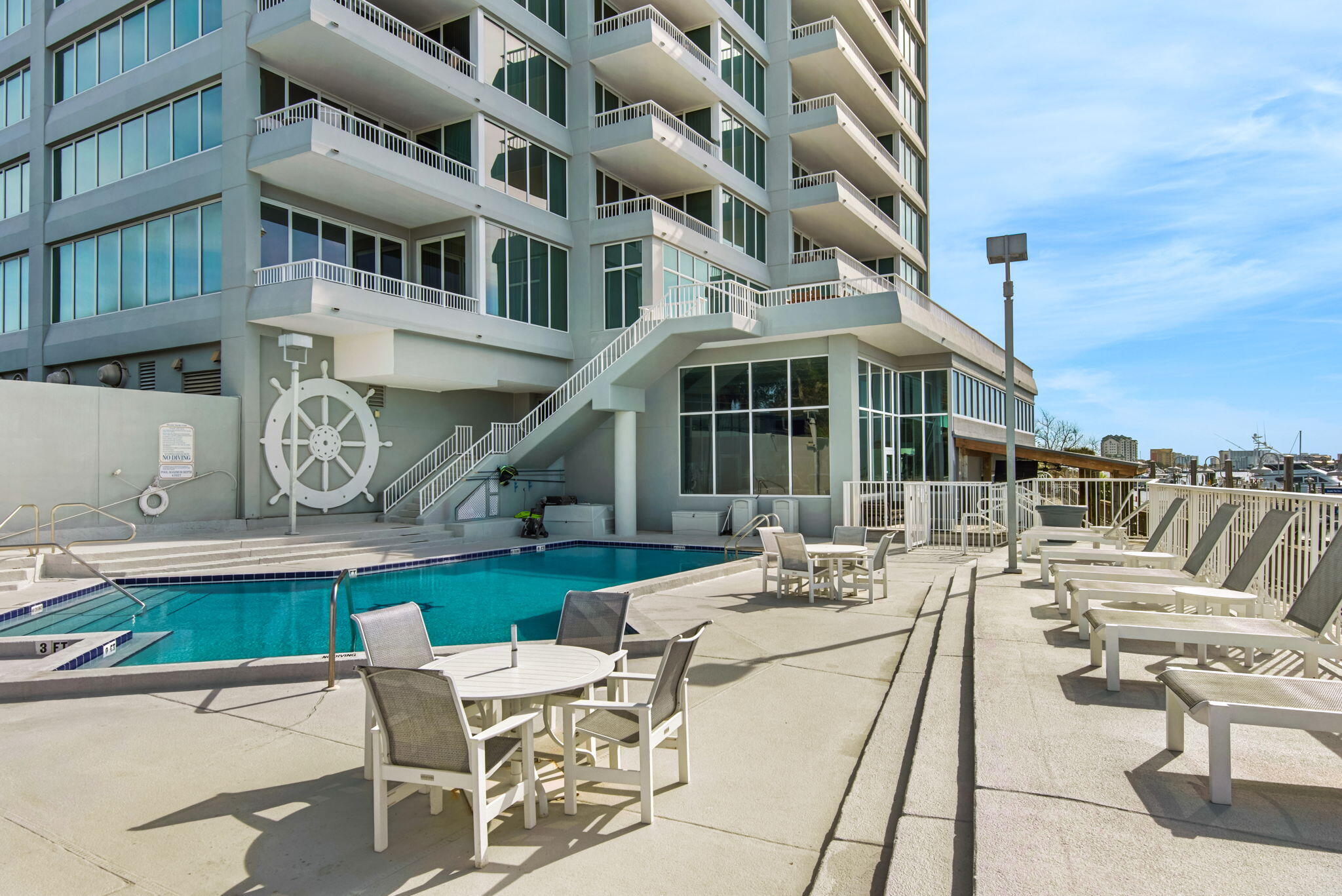 DESTIN YACHT CLUB - Residential