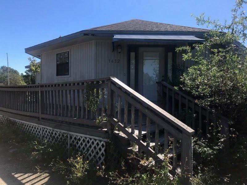 POLYNESIAN ISLANDS - Residential