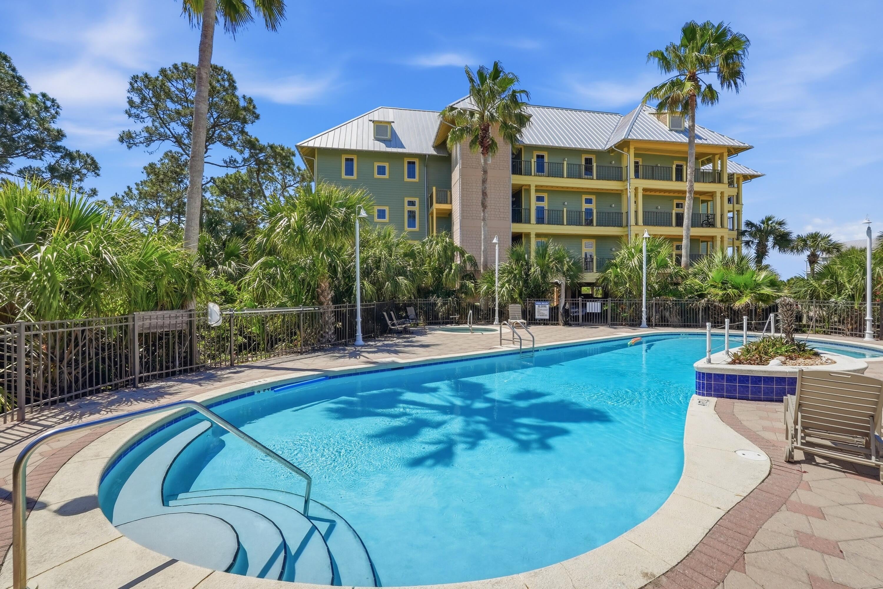 152 Cape Pointe Drive 152