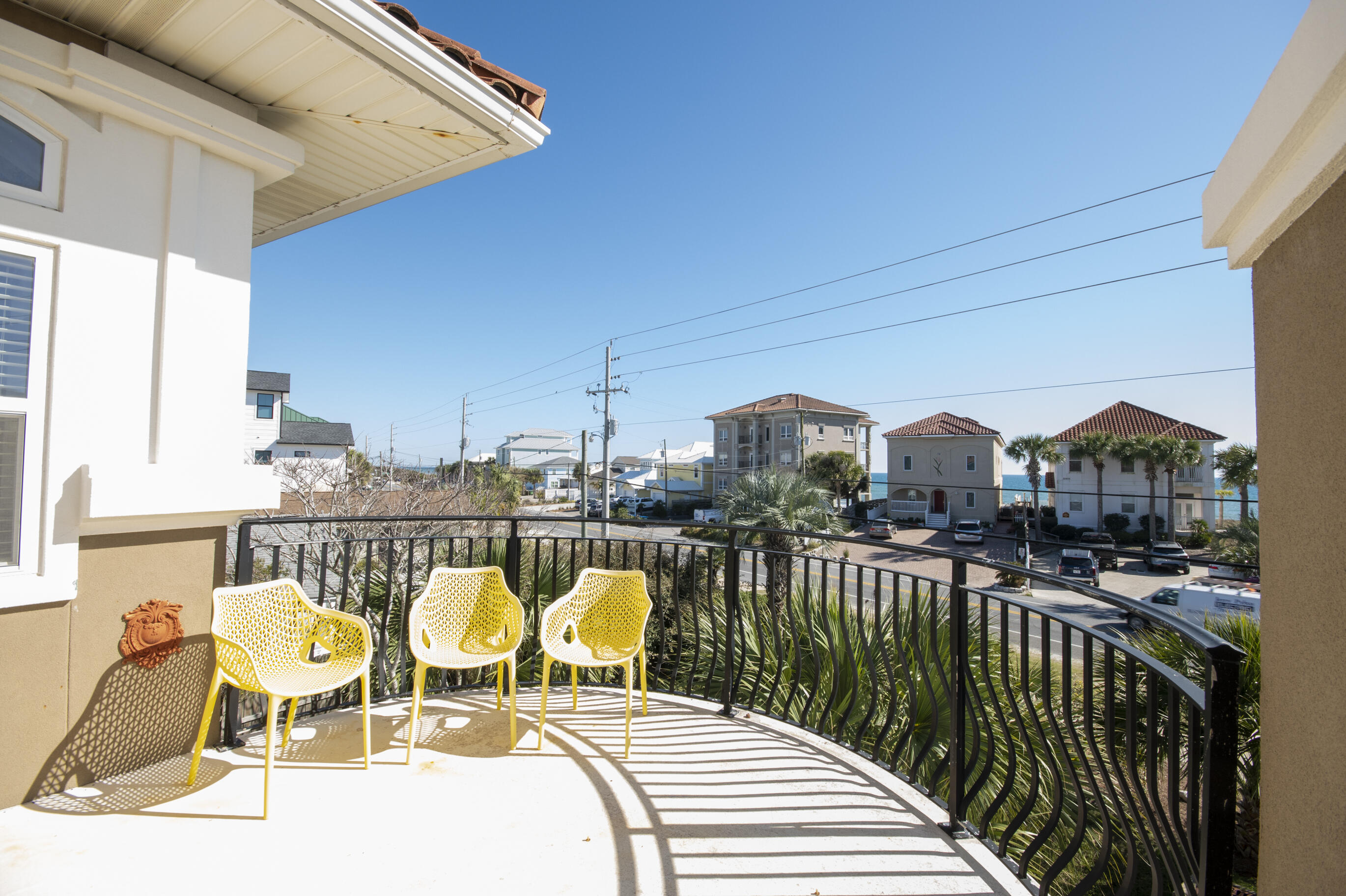 LA VALENCIA BEACH RESORT - Residential