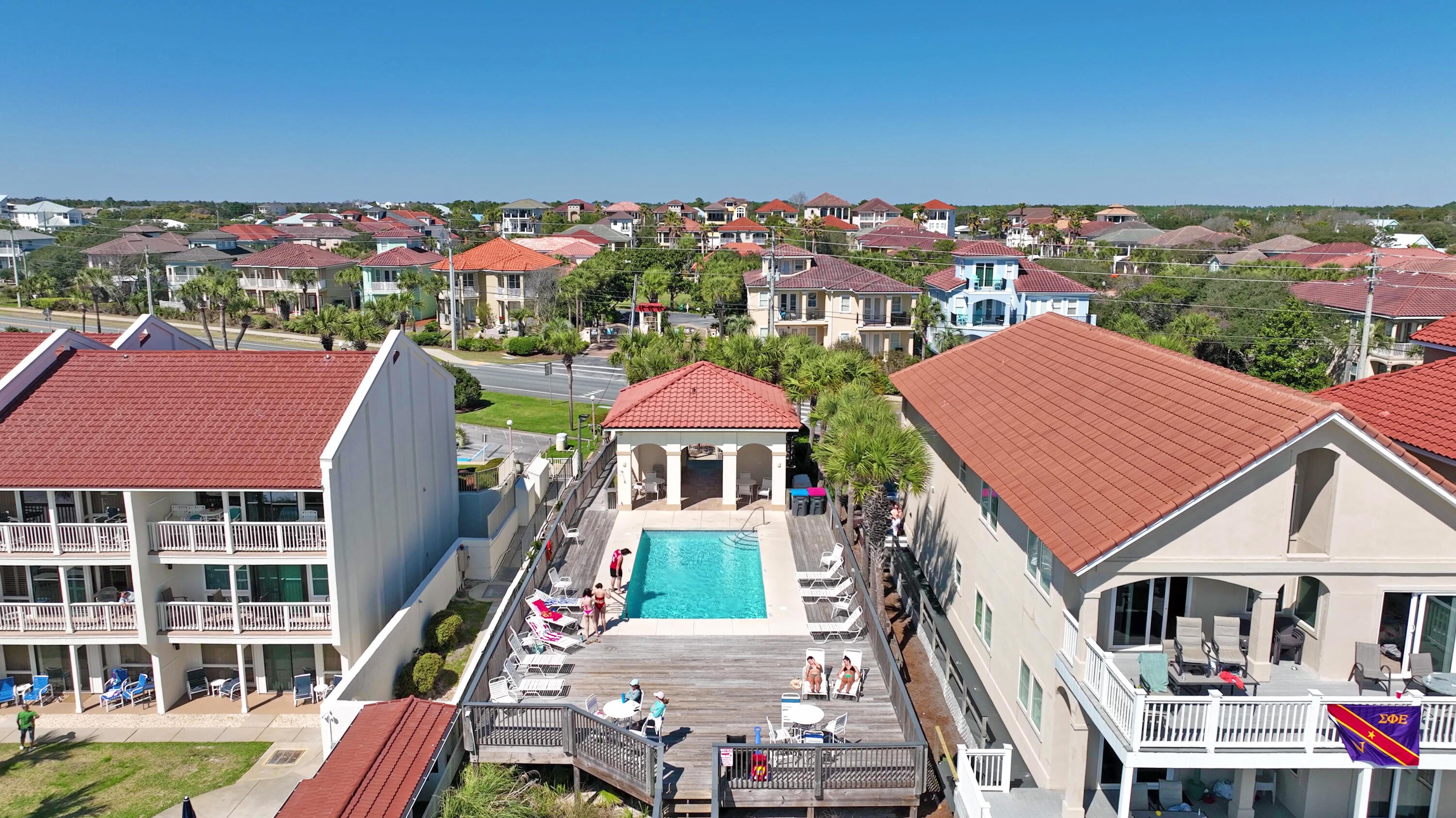 LA VALENCIA BEACH RESORT - Residential