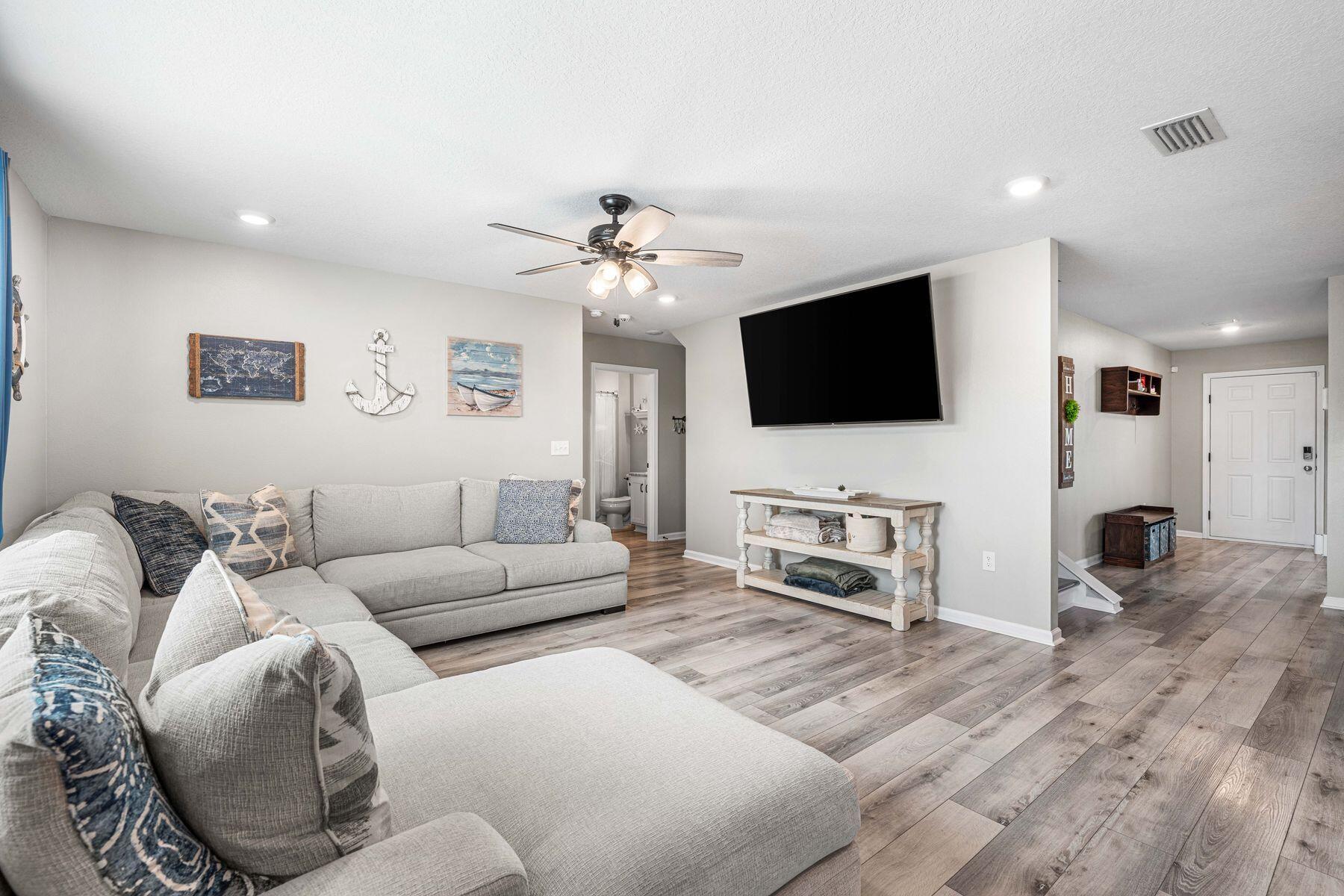 HAMMOCK BAY - MILL COTTAGES - Residential