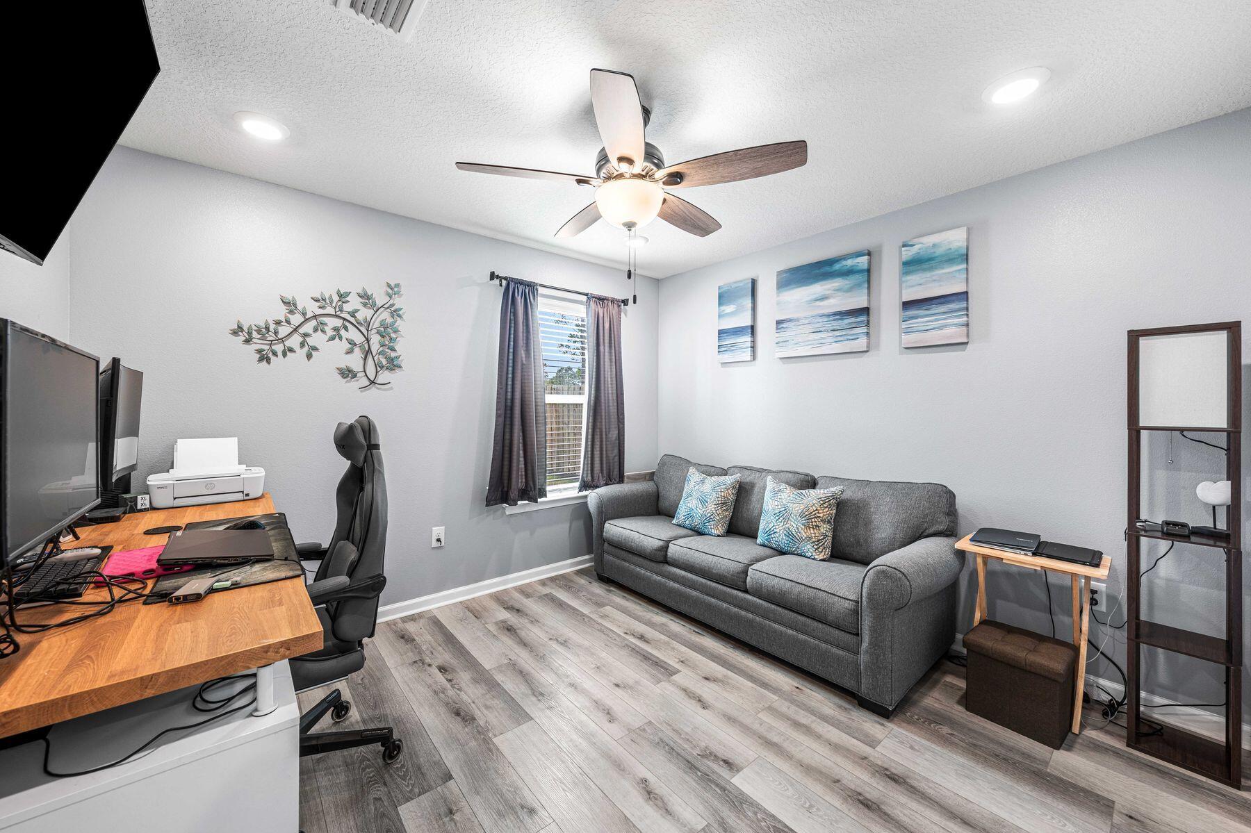 HAMMOCK BAY - MILL COTTAGES - Residential