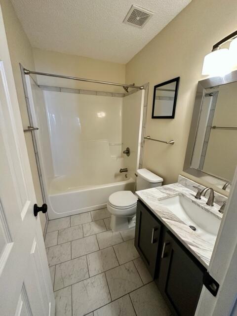 NEW WALTON VILLAGE - Residential Lease