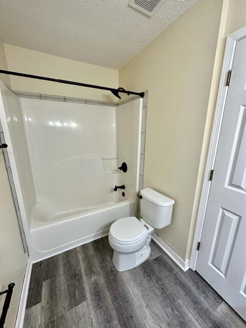 NEW WALTON VILLAGE - Residential Lease