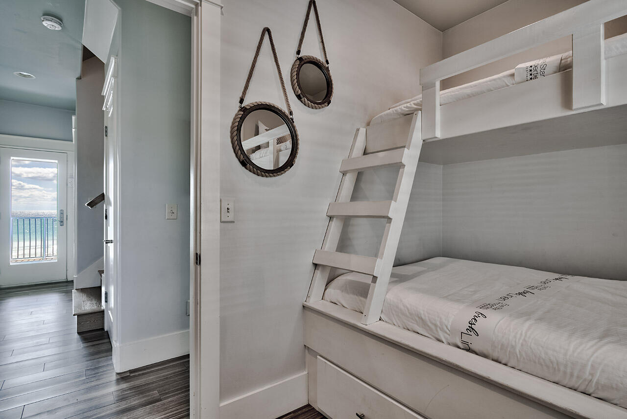 WARREN HEIGHTS - Residential