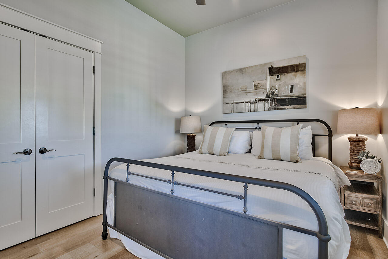 WARREN HEIGHTS - Residential