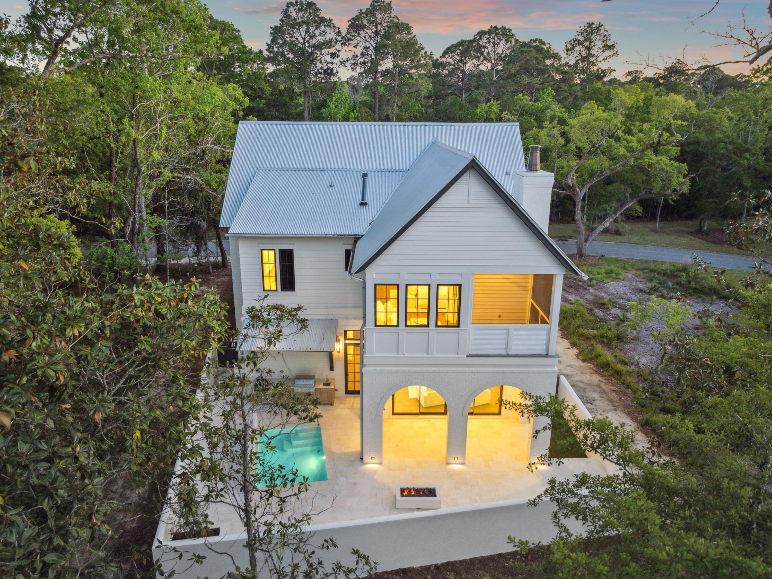 CHURCHILL OAKS - Residential