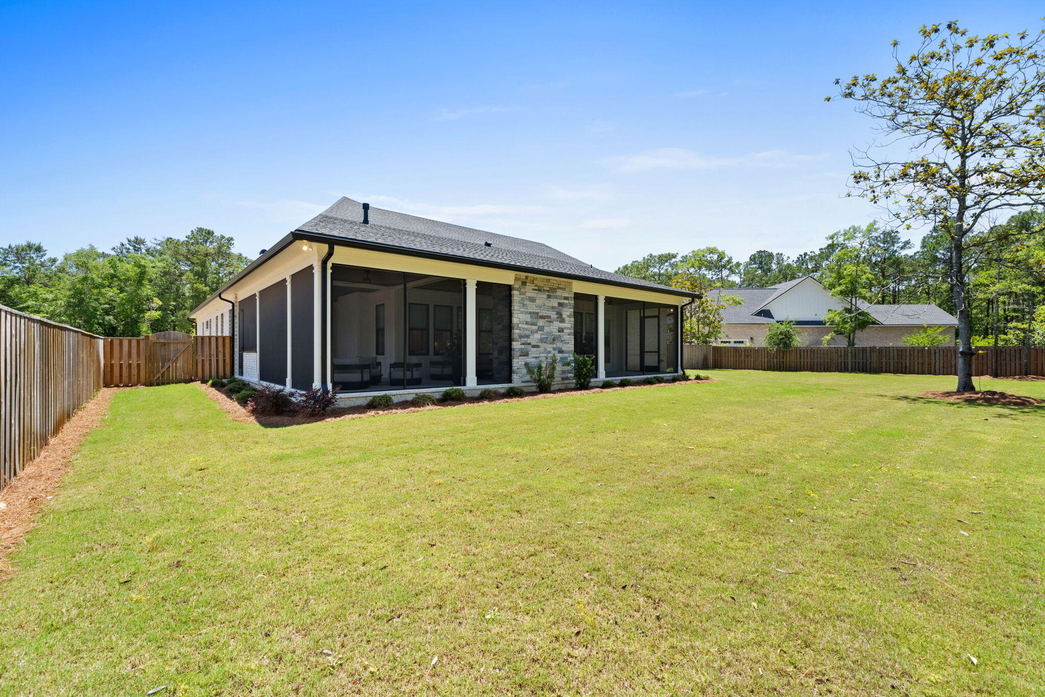 HAMMOCK BAY - Residential