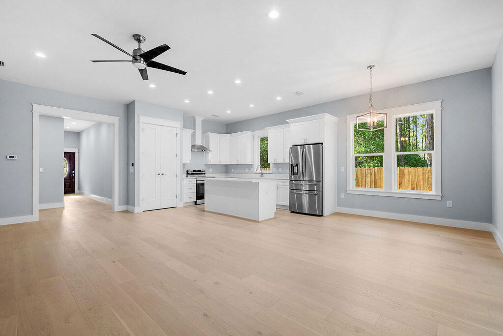 TOWN OF SANTA ROSA - Residential