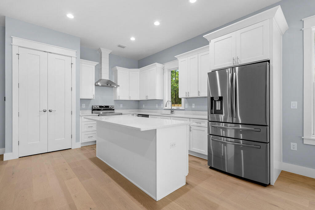 TOWN OF SANTA ROSA - Residential