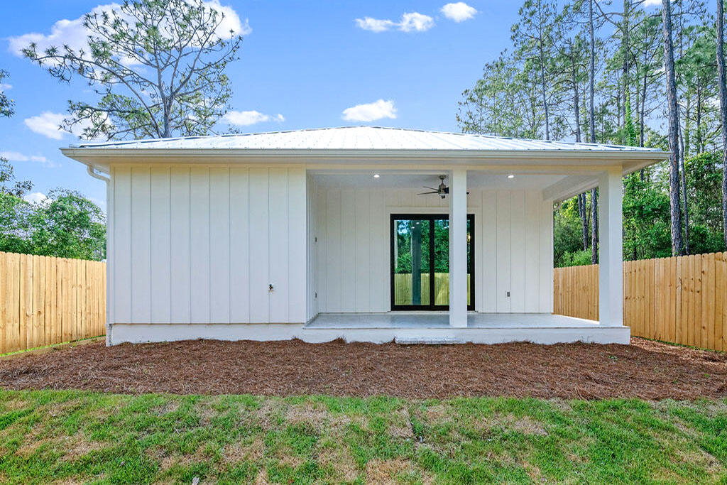 TOWN OF SANTA ROSA - Residential