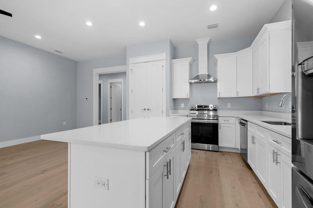 TOWN OF SANTA ROSA - Residential