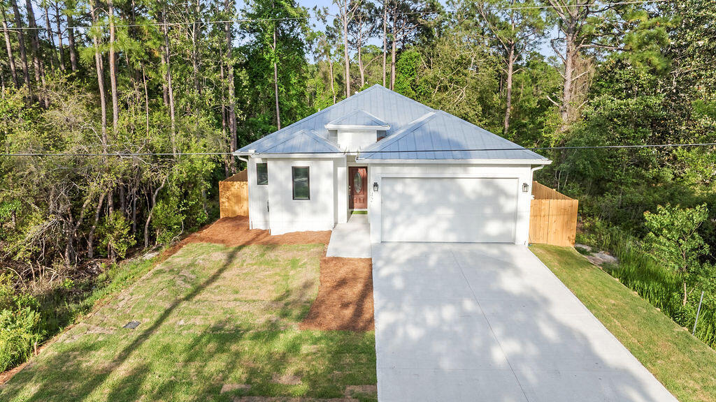 TOWN OF SANTA ROSA - Residential