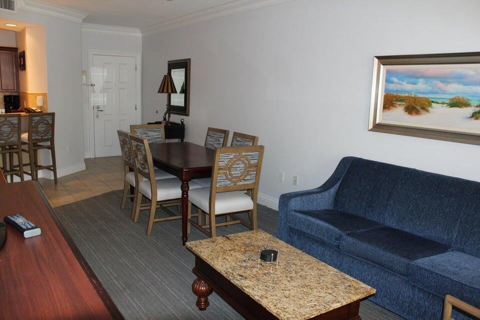 10 Harbor Boulevard 203B