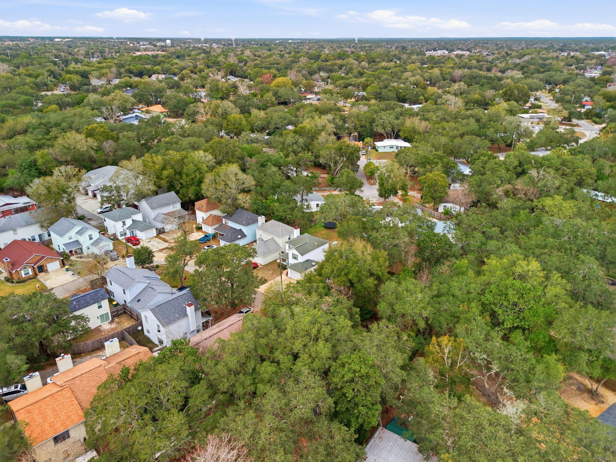 MONAHAN MANOR - Residential