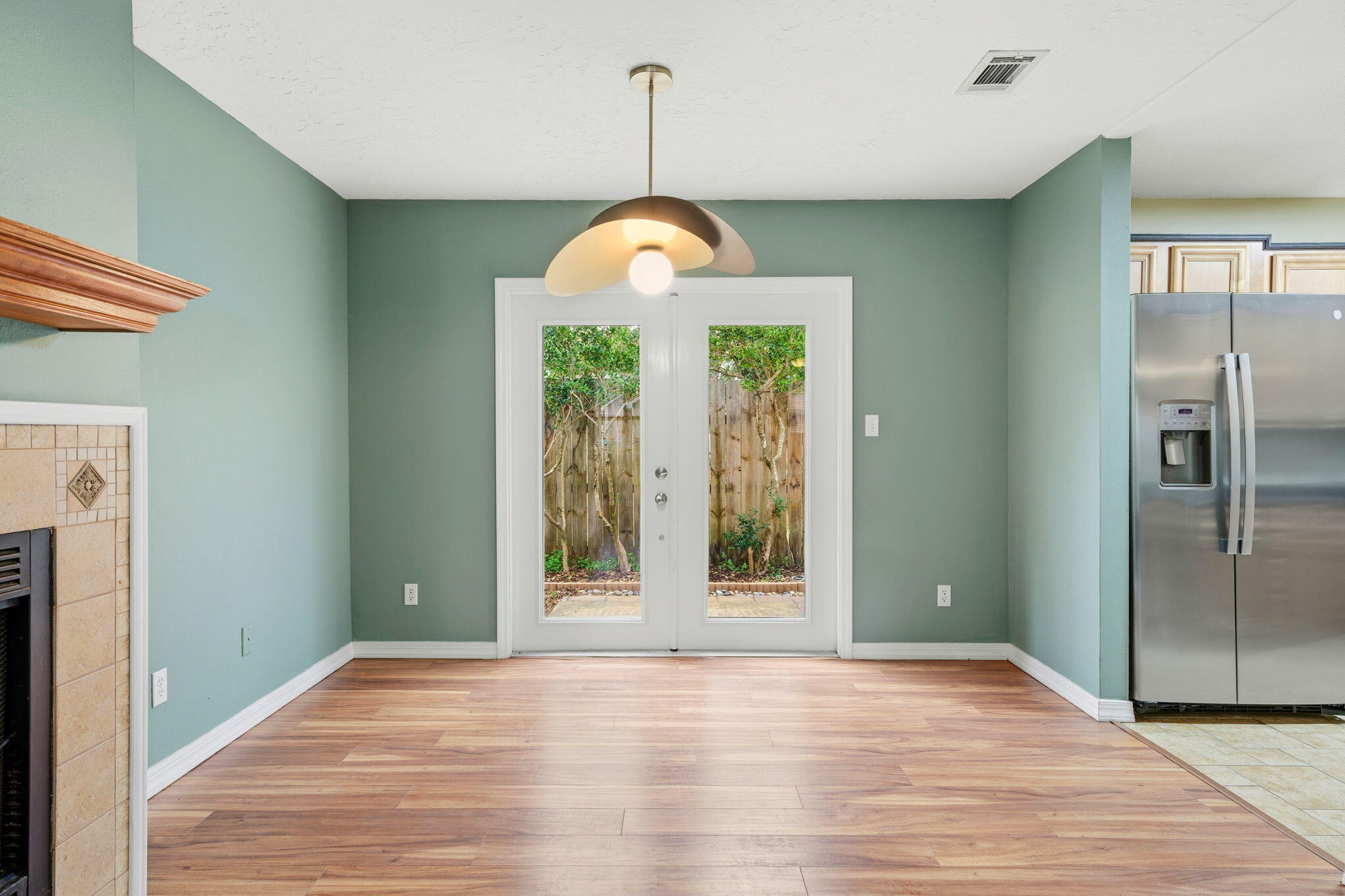 MONAHAN MANOR - Residential