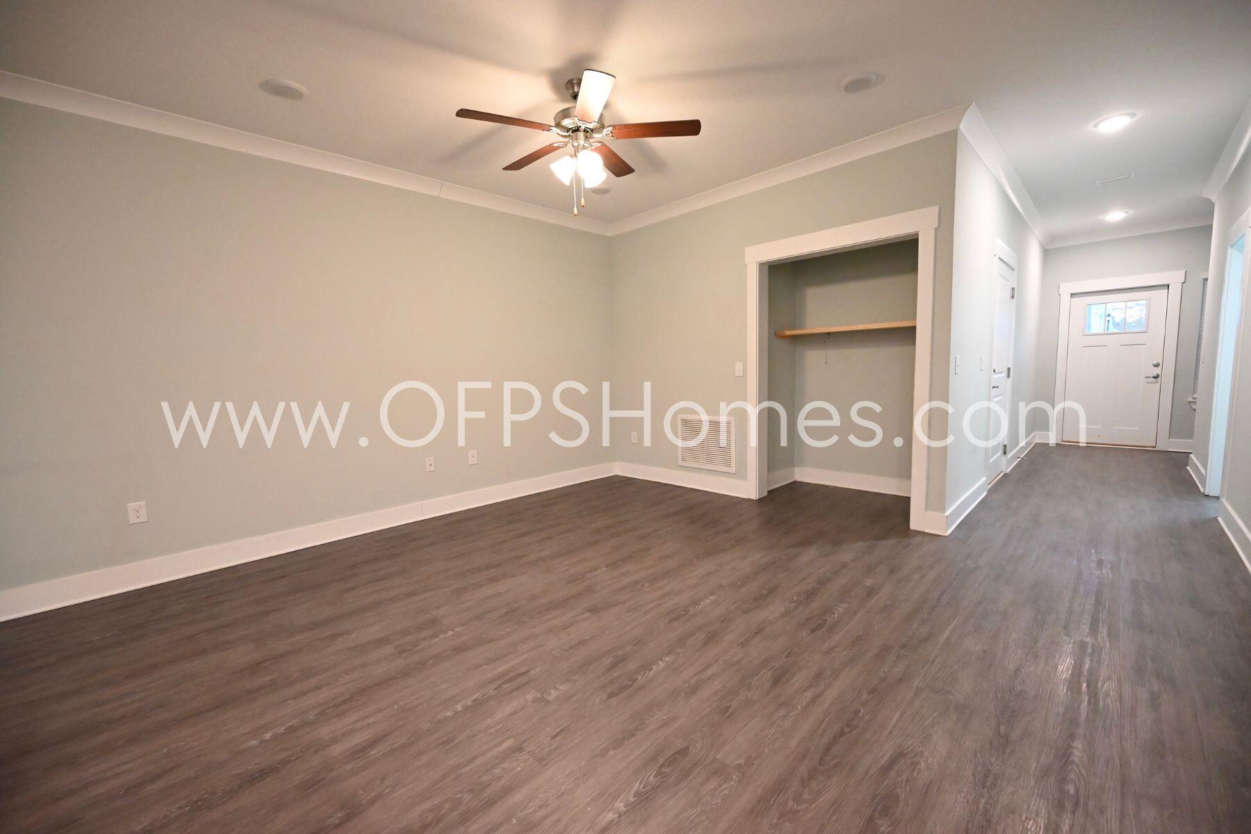 VERANDAS OF FREEPORT, THE - Residential Lease