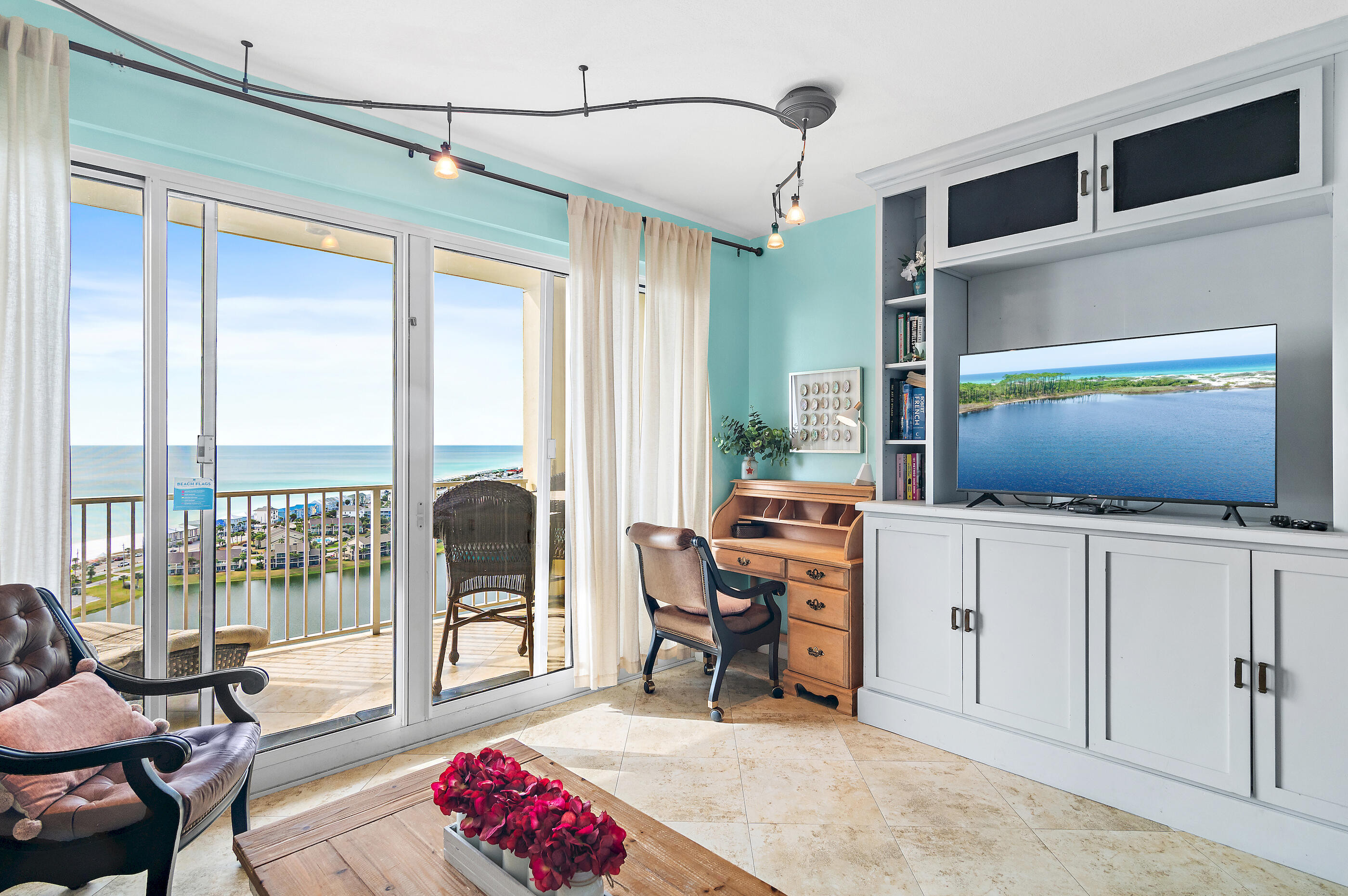ARIEL DUNES II - Residential