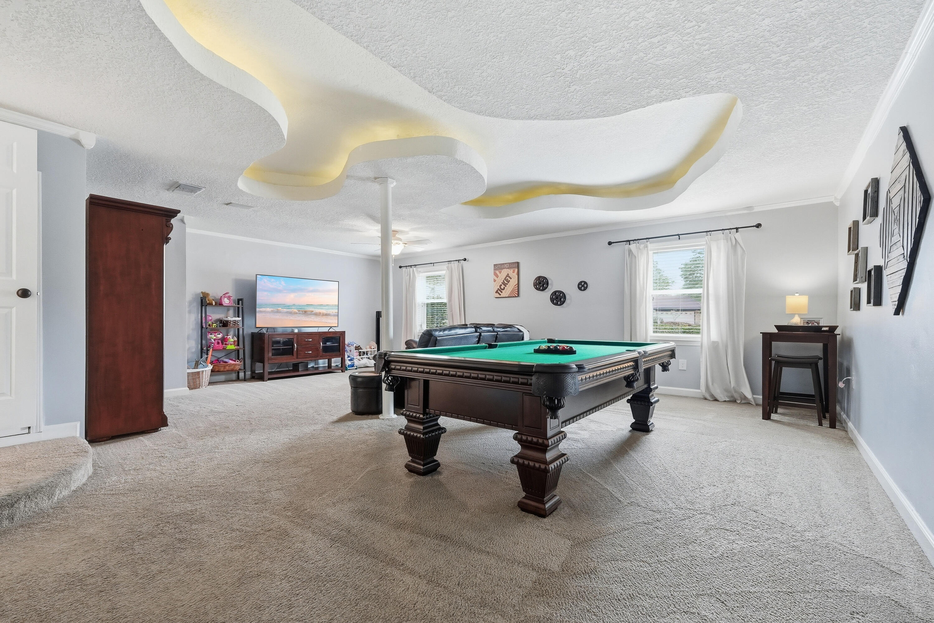 LAKE LORRAINE ESTATES 3 - Residential