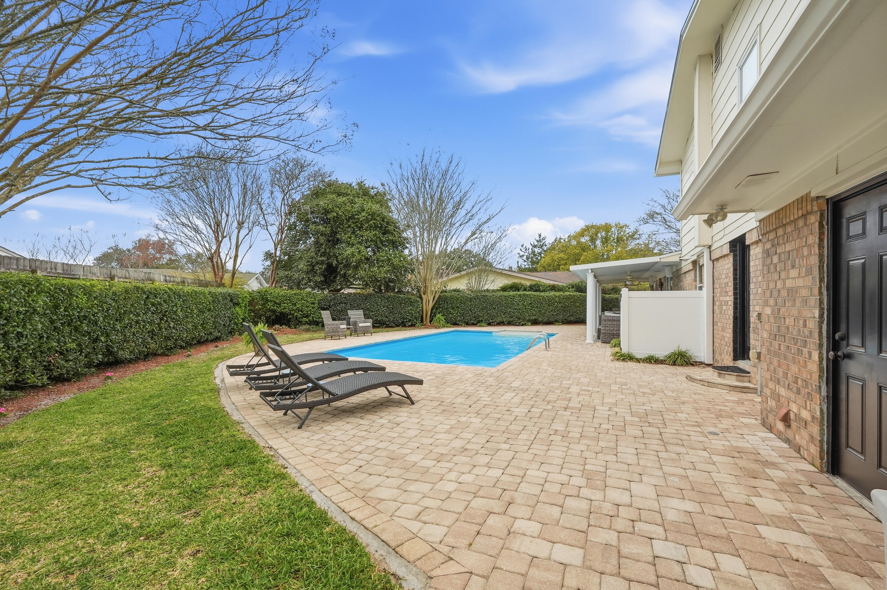 LAKE LORRAINE ESTATES 3 - Residential