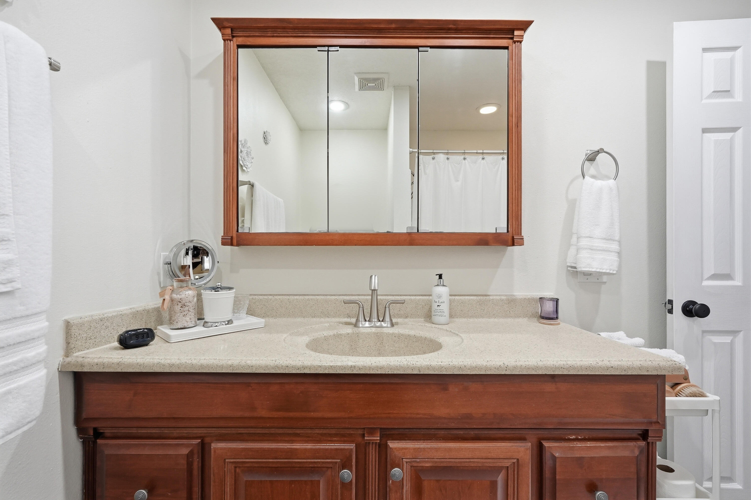 LAKE LORRAINE ESTATES 3 - Residential