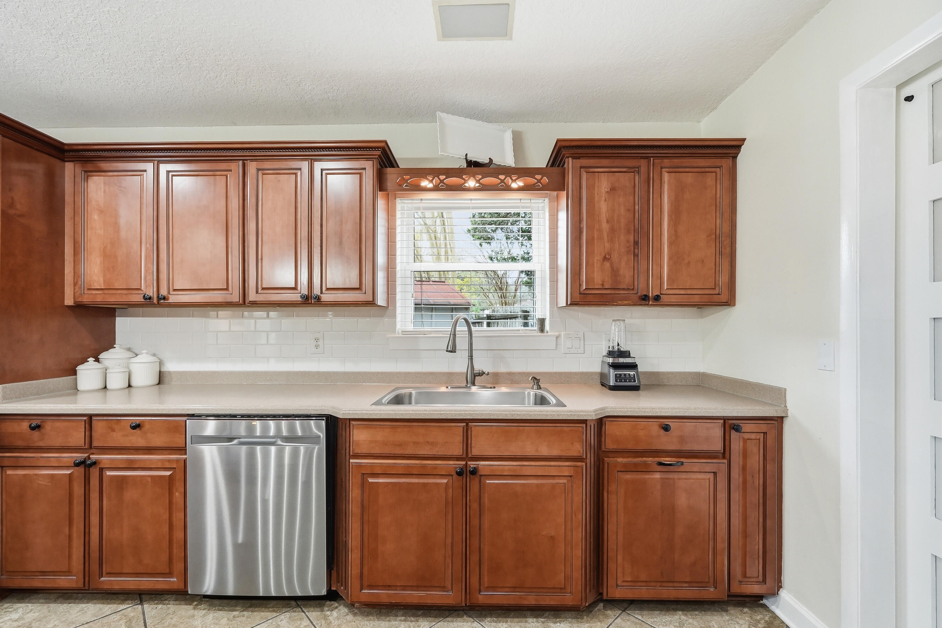 LAKE LORRAINE ESTATES 3 - Residential