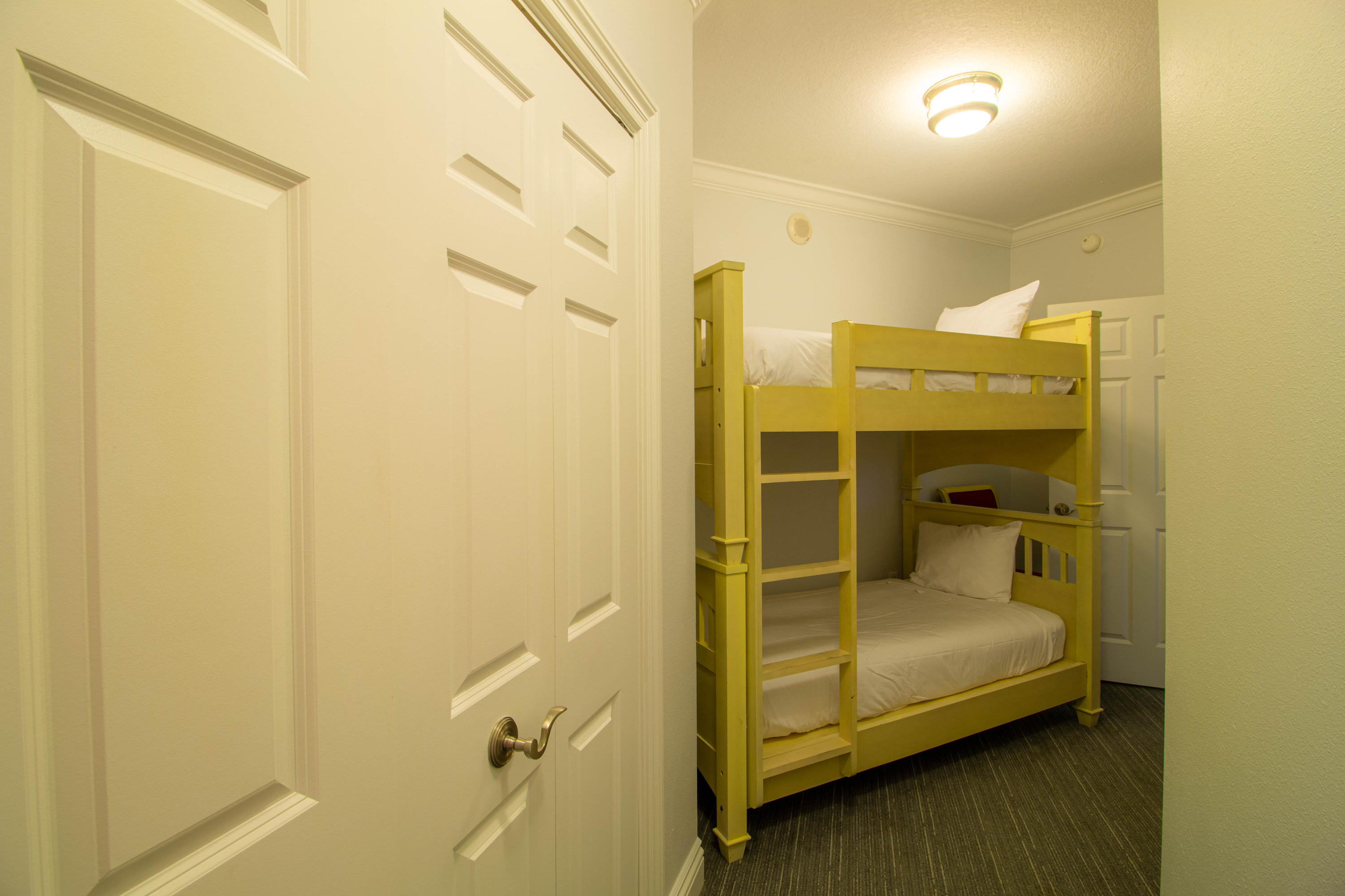 EMERALD GRANDE - Residential