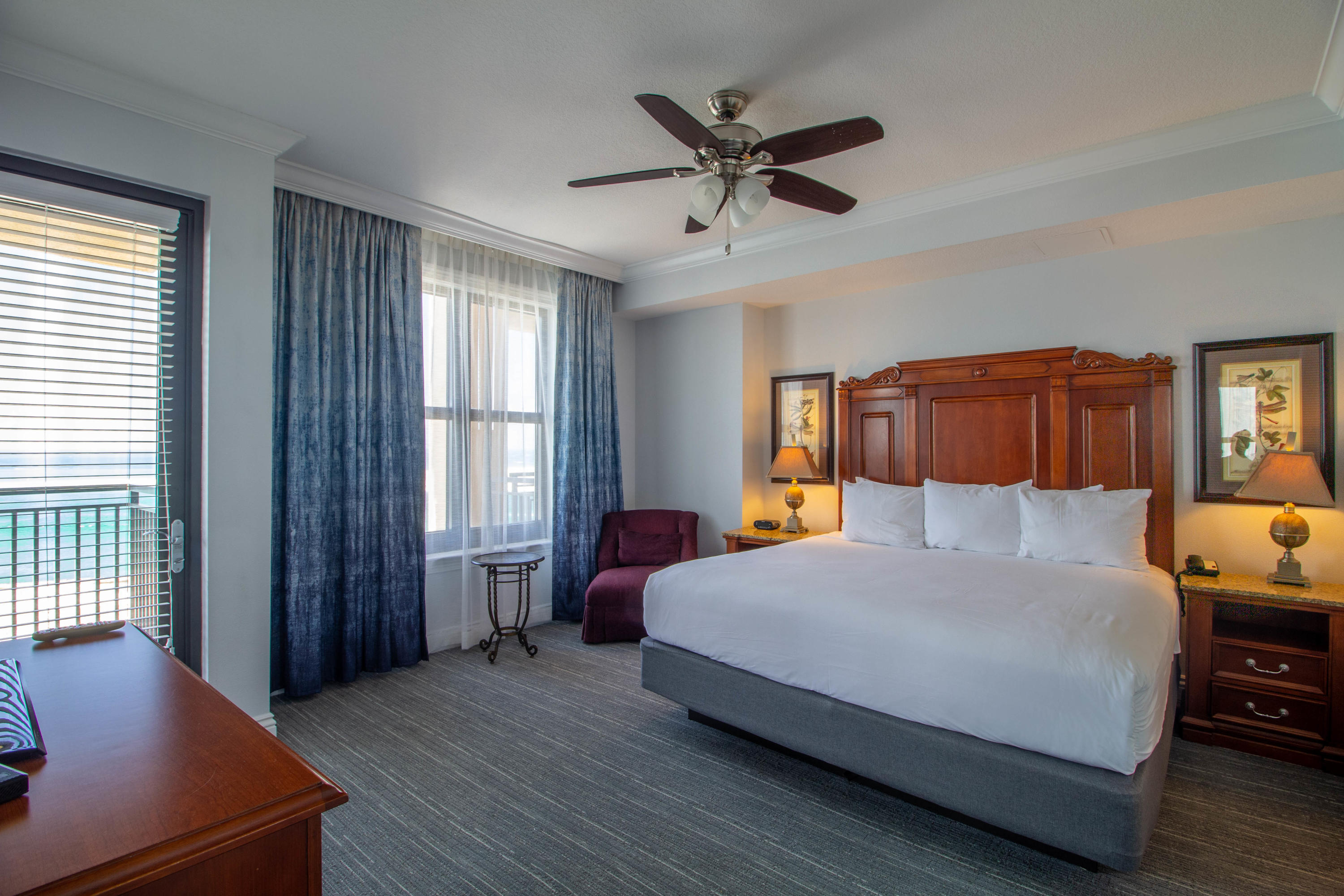 EMERALD GRANDE - Residential