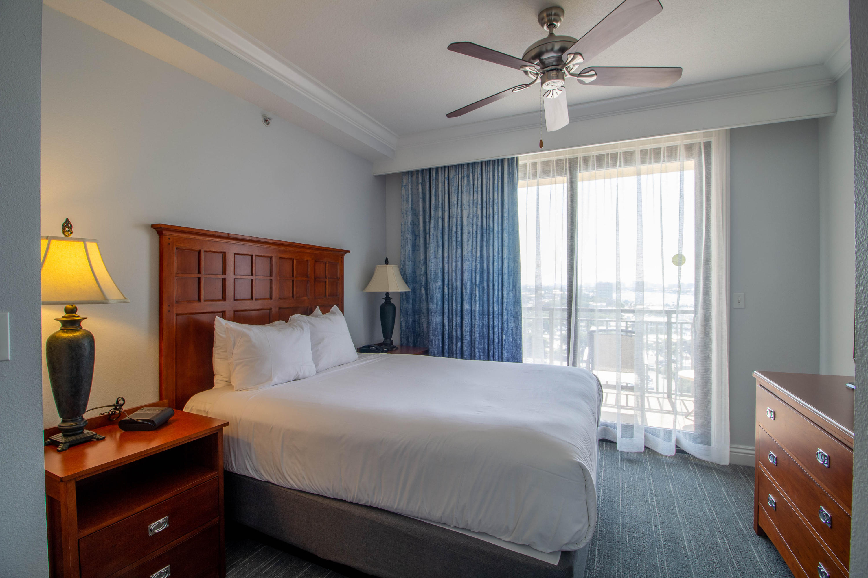 EMERALD GRANDE - Residential