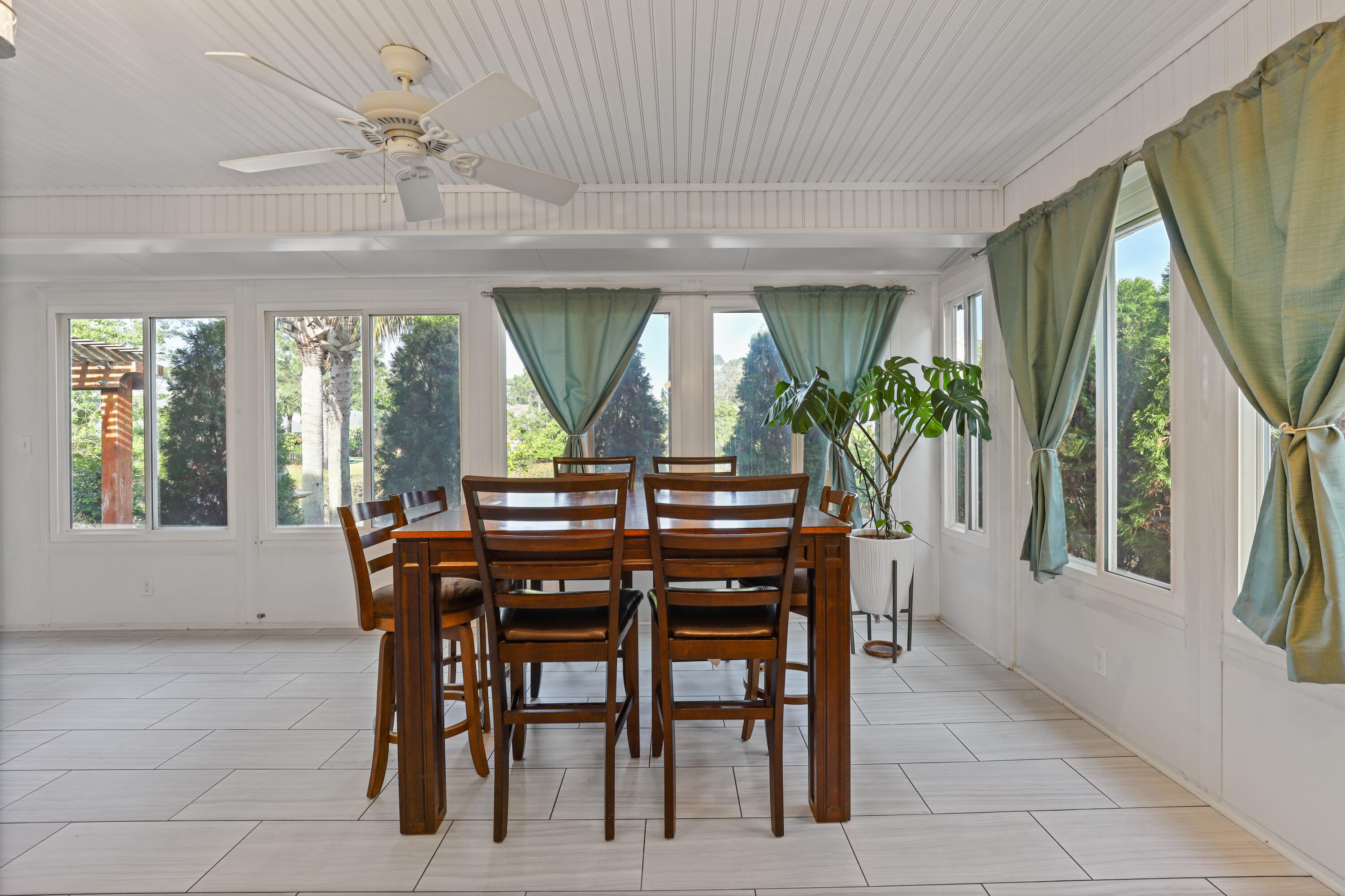 OLDE FLORIDA LAKES PH II - Residential Lease