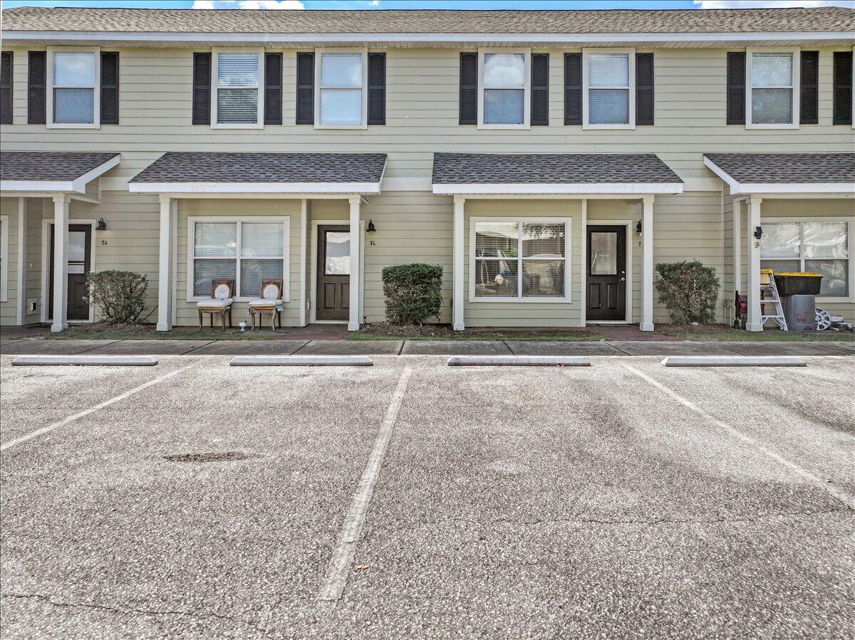 PALMS OF FREEPORT - Residential
