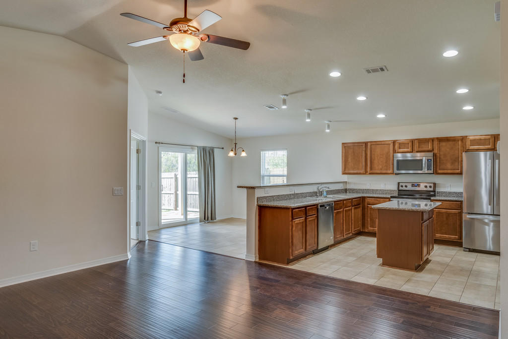 DUNCAN RIDGE - Residential