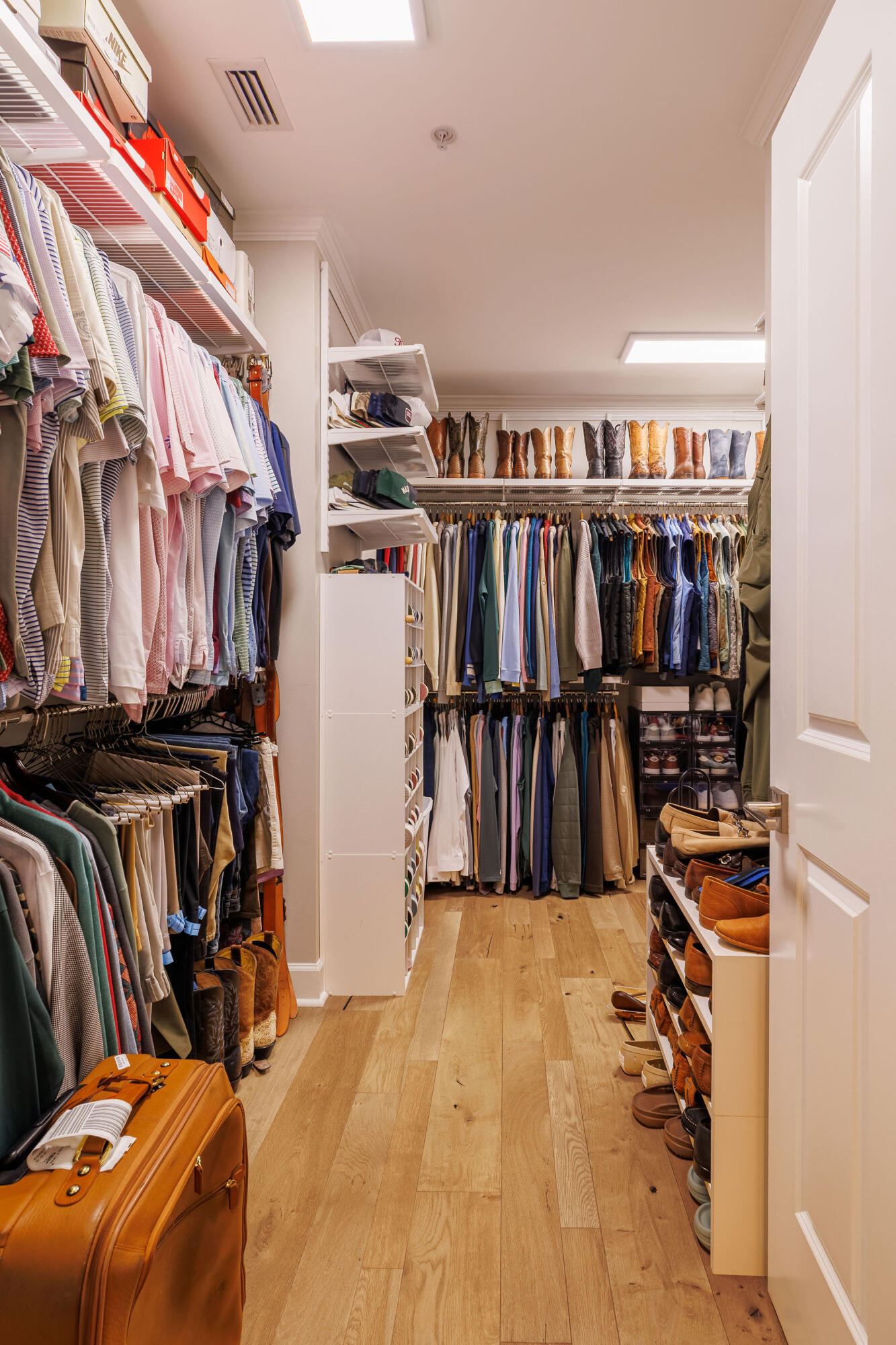 ONE WATER PLACE at Kelly Plantation - Residential