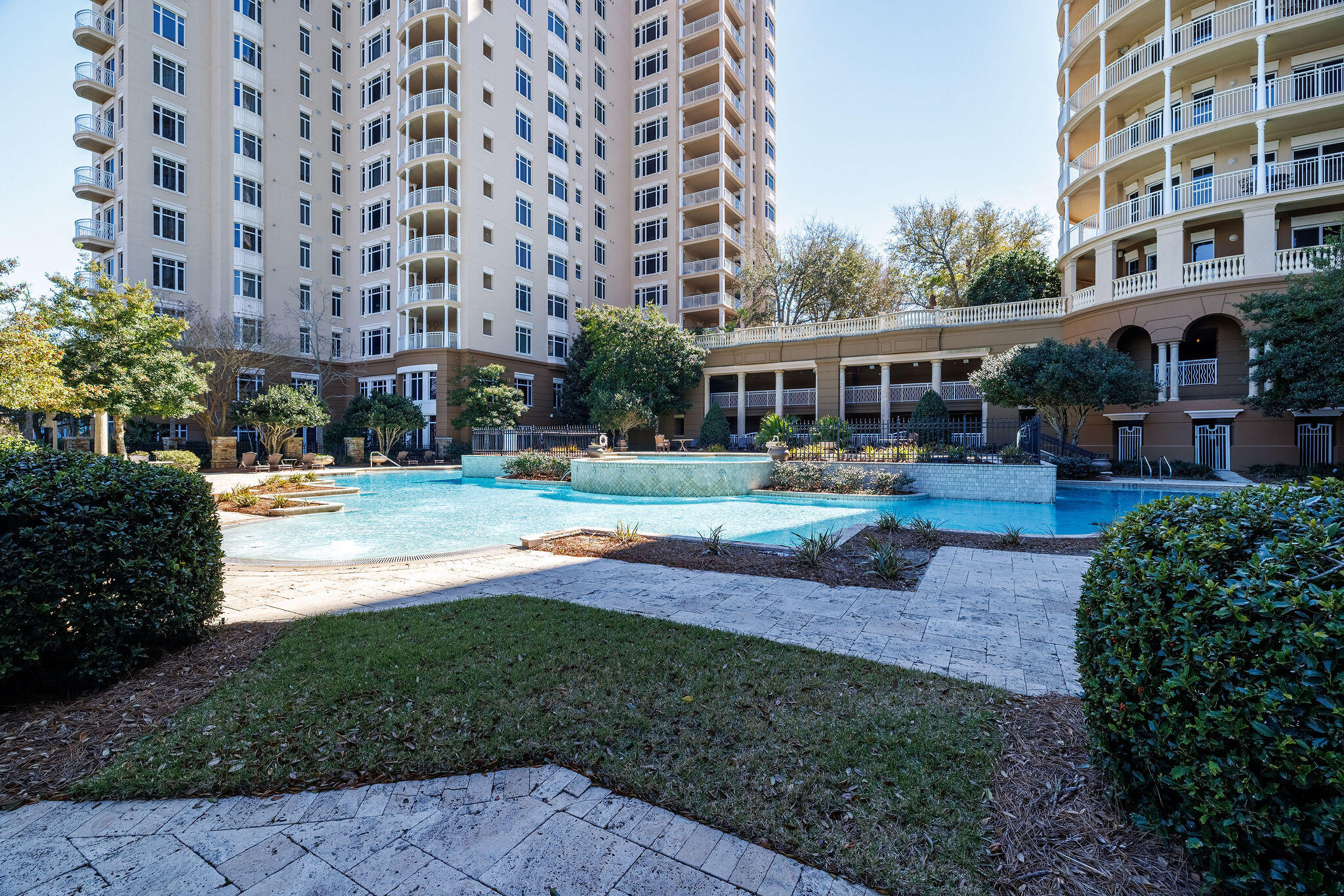ONE WATER PLACE at Kelly Plantation - Residential