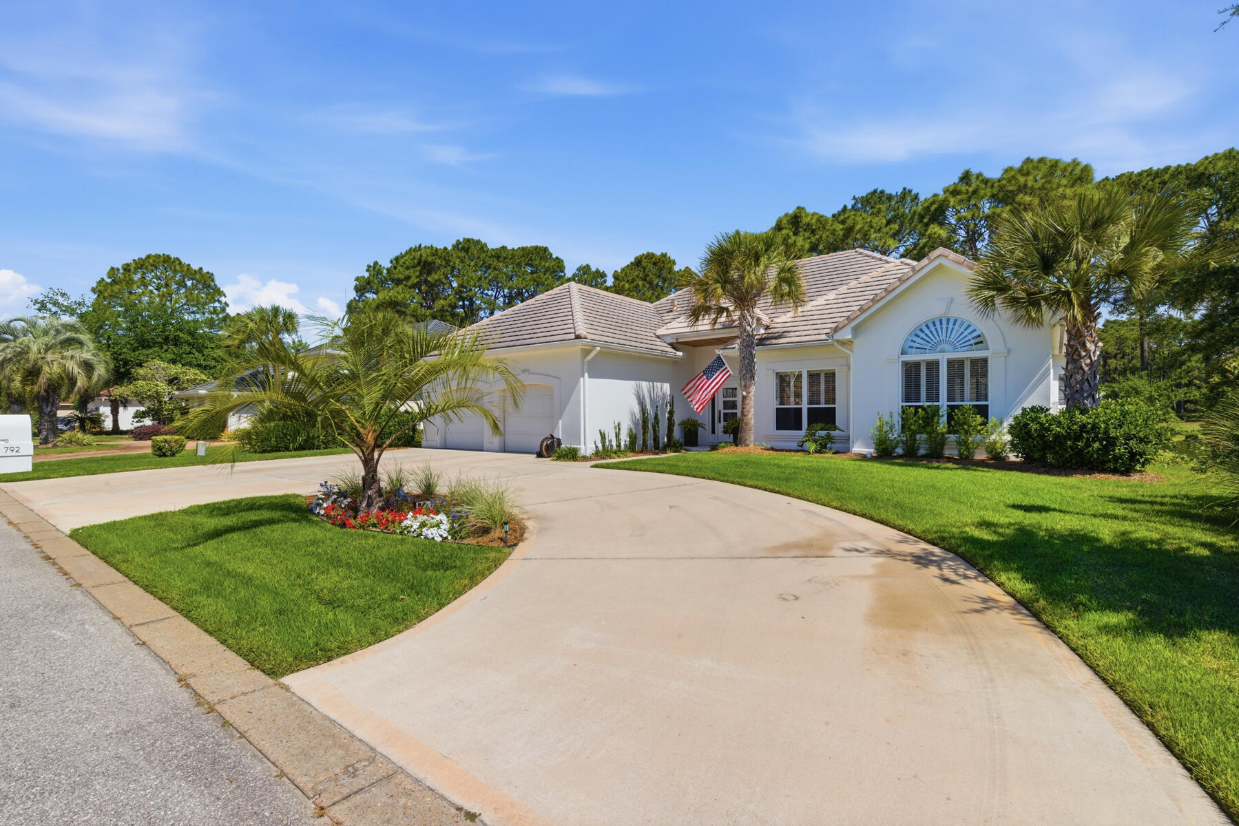 EMERALD BAY PH 1A - Residential