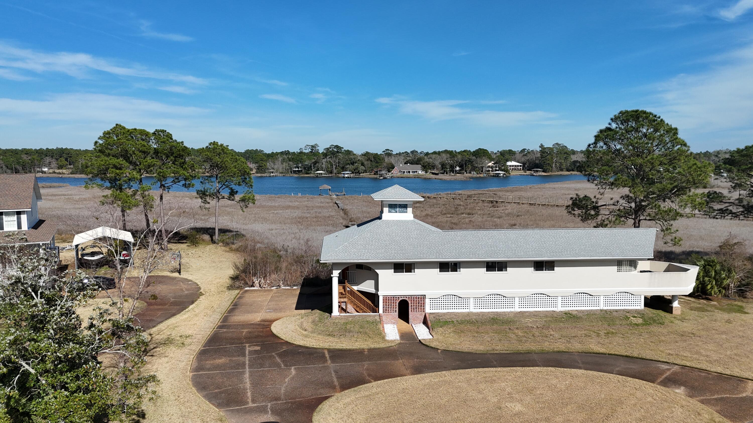 BAYSIDE - Residential