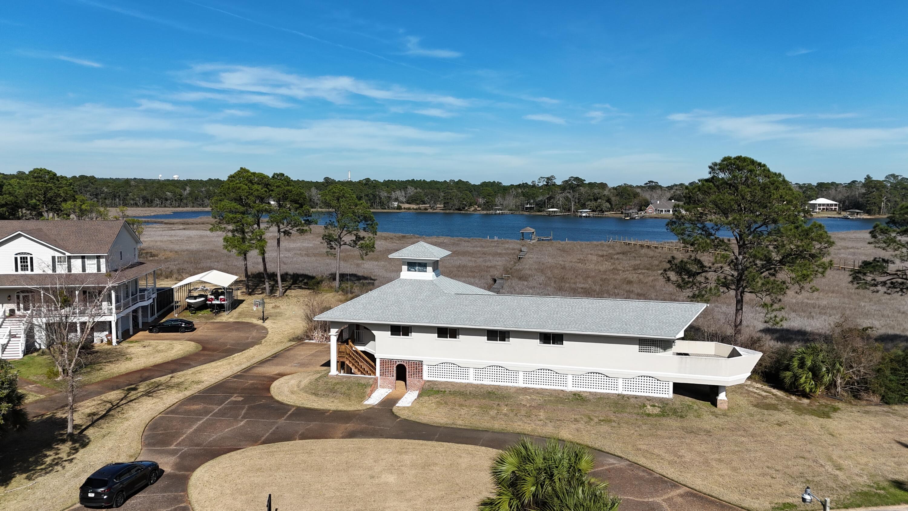 BAYSIDE - Residential