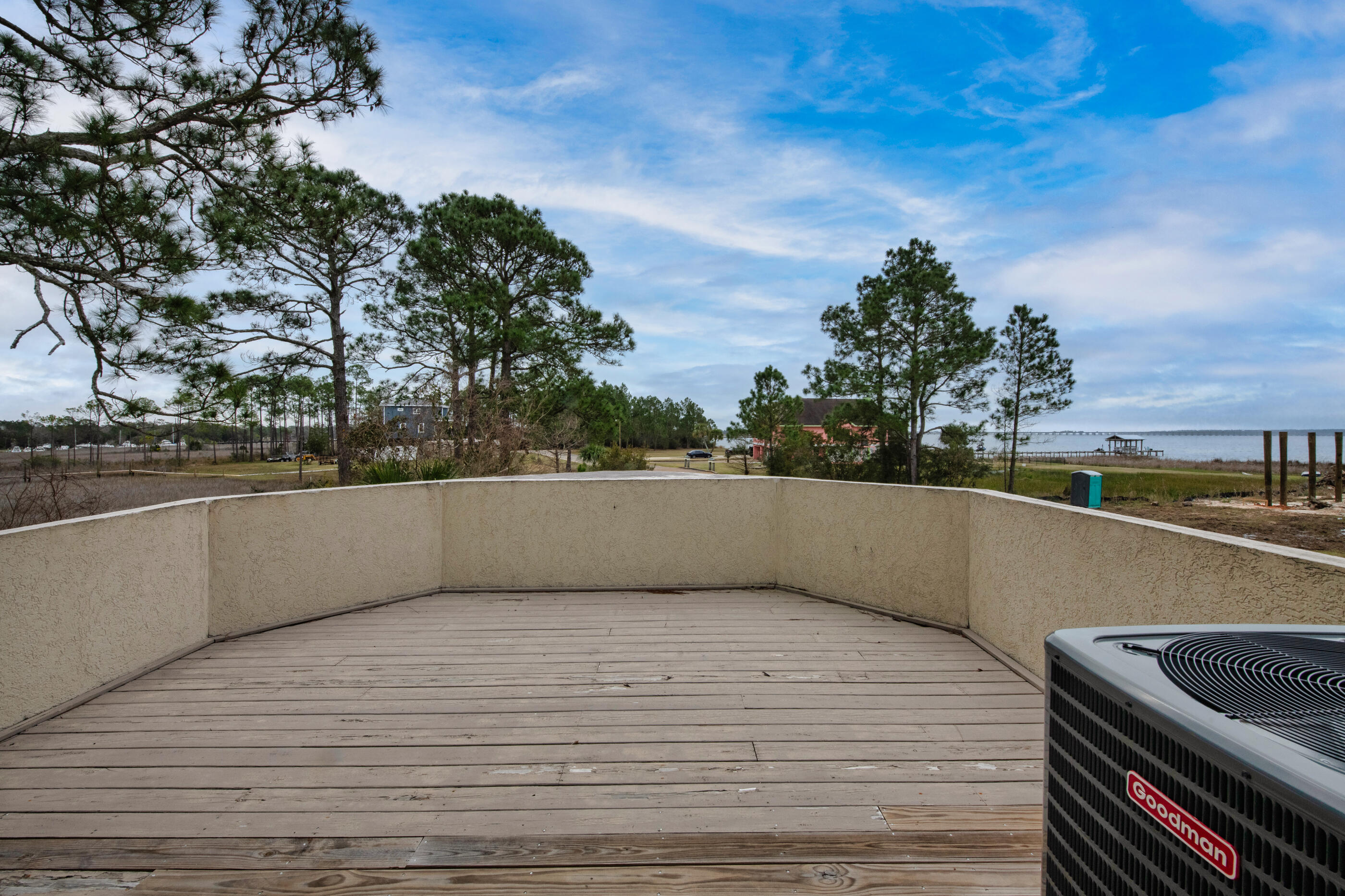 BAYSIDE - Residential