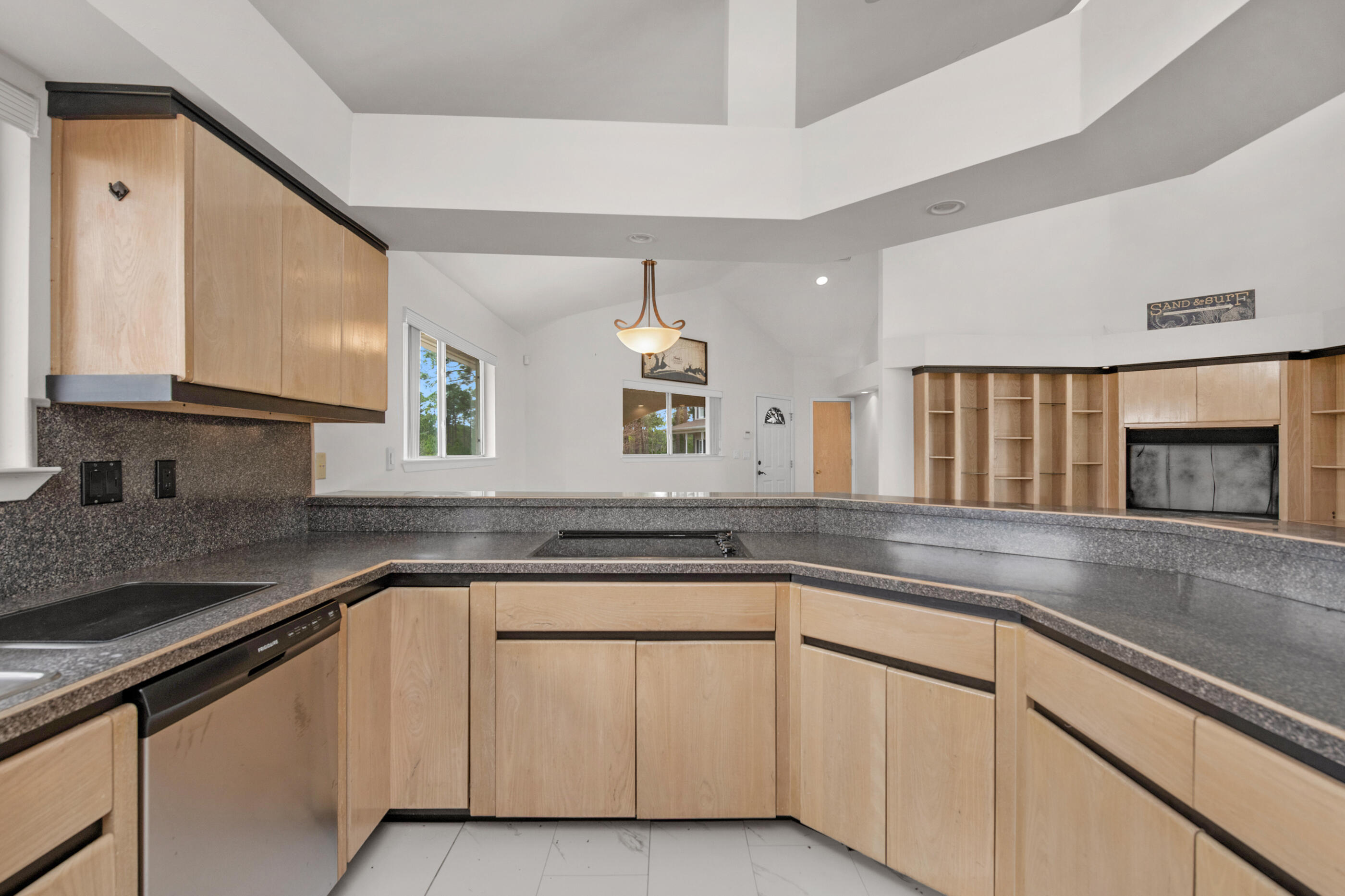 BAYSIDE - Residential