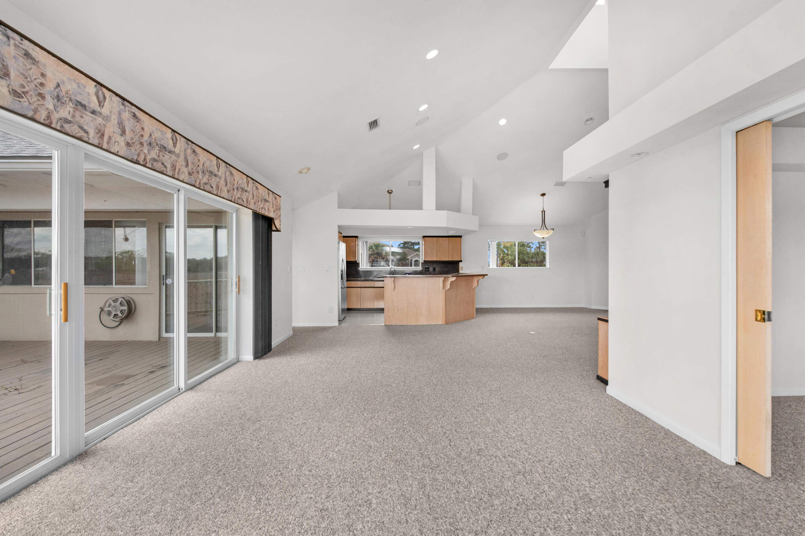 BAYSIDE - Residential