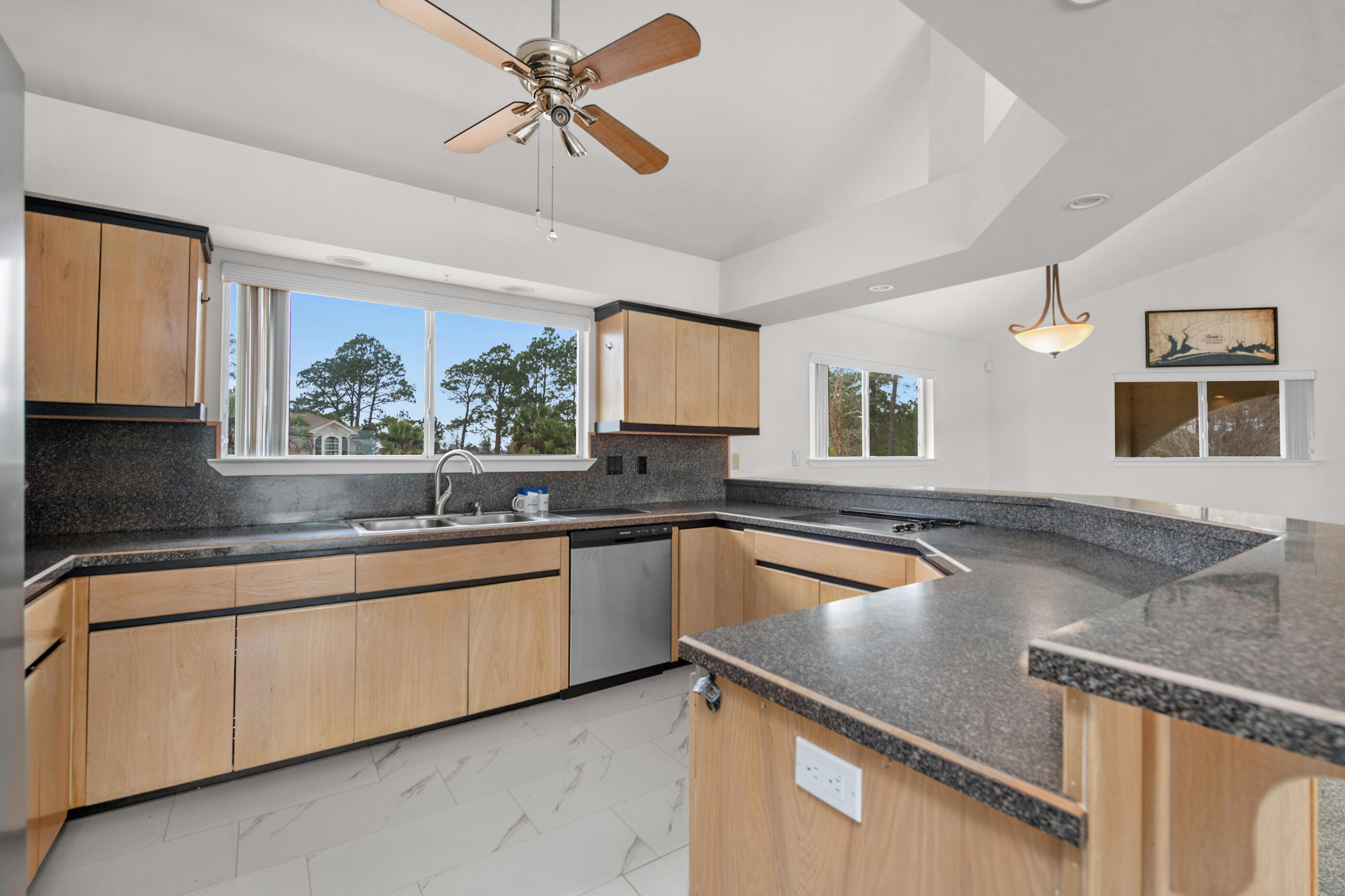 BAYSIDE - Residential