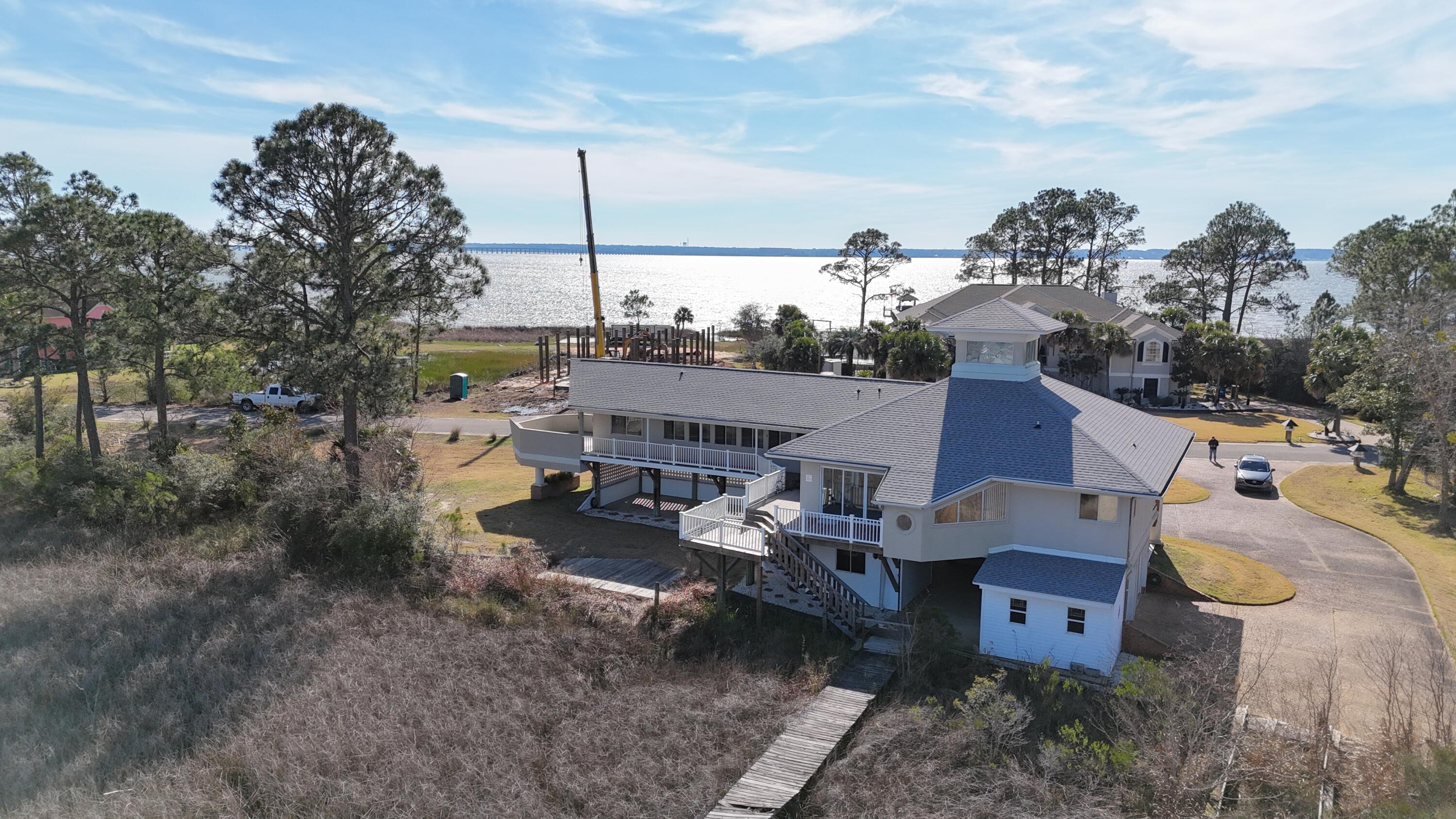 BAYSIDE - Residential