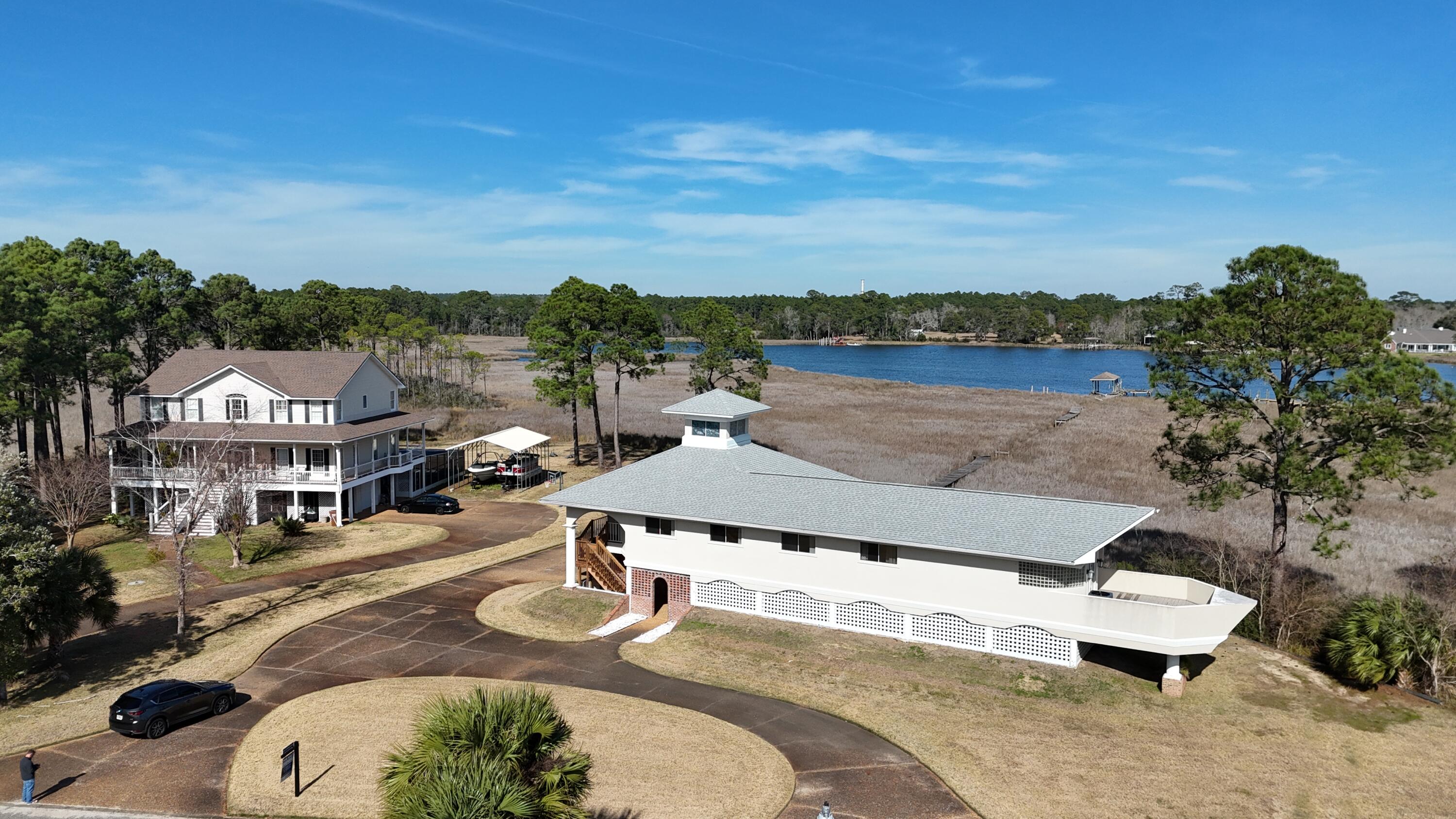 BAYSIDE - Residential